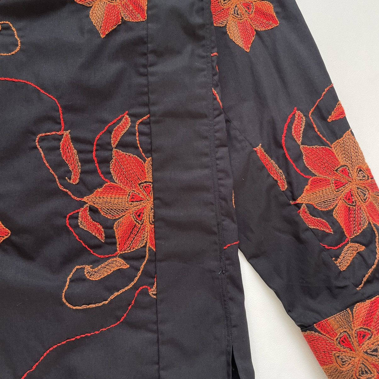 Dries Van Noten A/W 17 ‘Flower Embroidered’ Black Shirt Size US M / EU 48-50 / 2 - 13 Thumbnail
