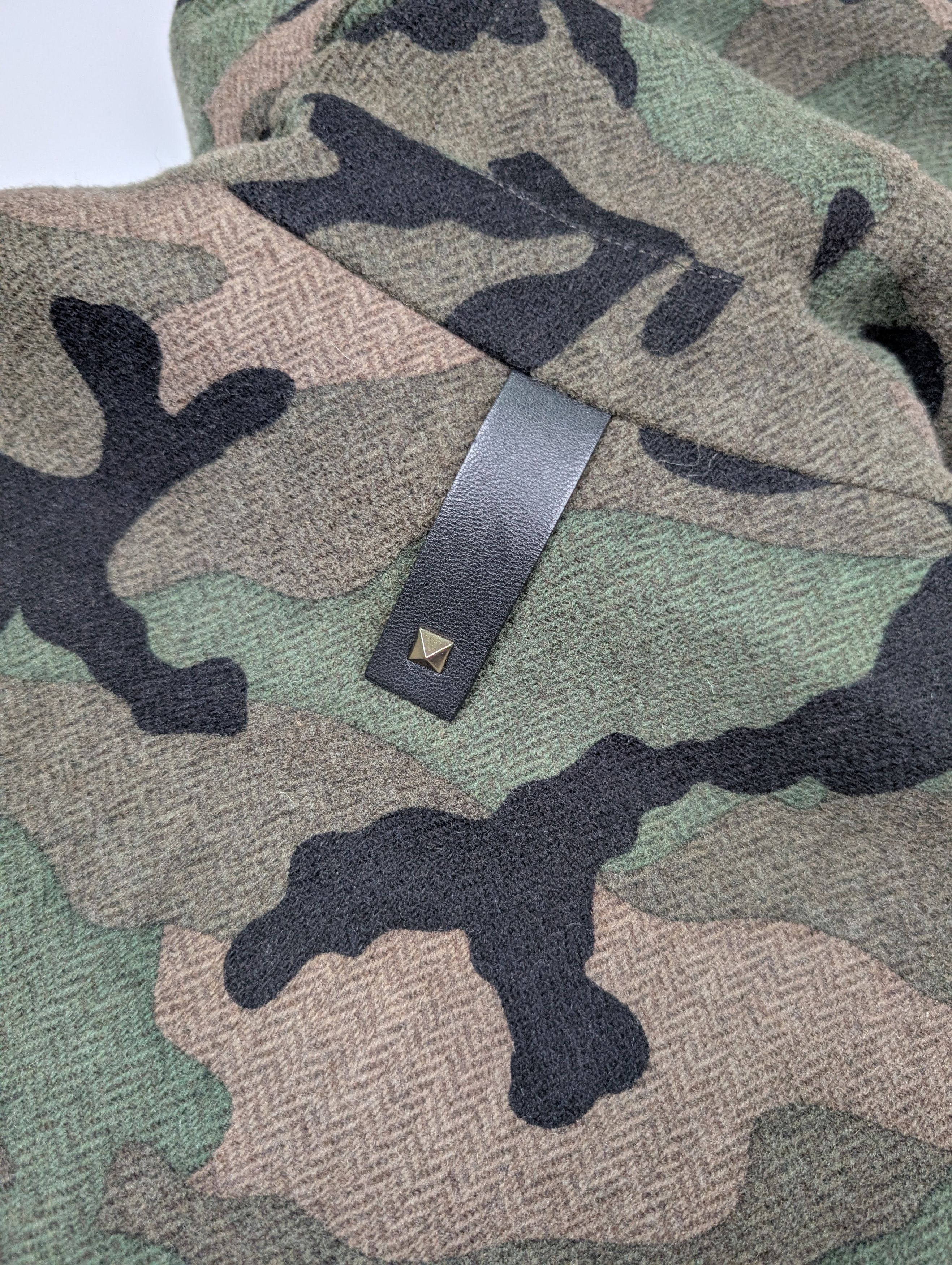 Valentino Green Camo Hooded Jacket Size US S / EU 44-46 / 1 - 7 Thumbnail
