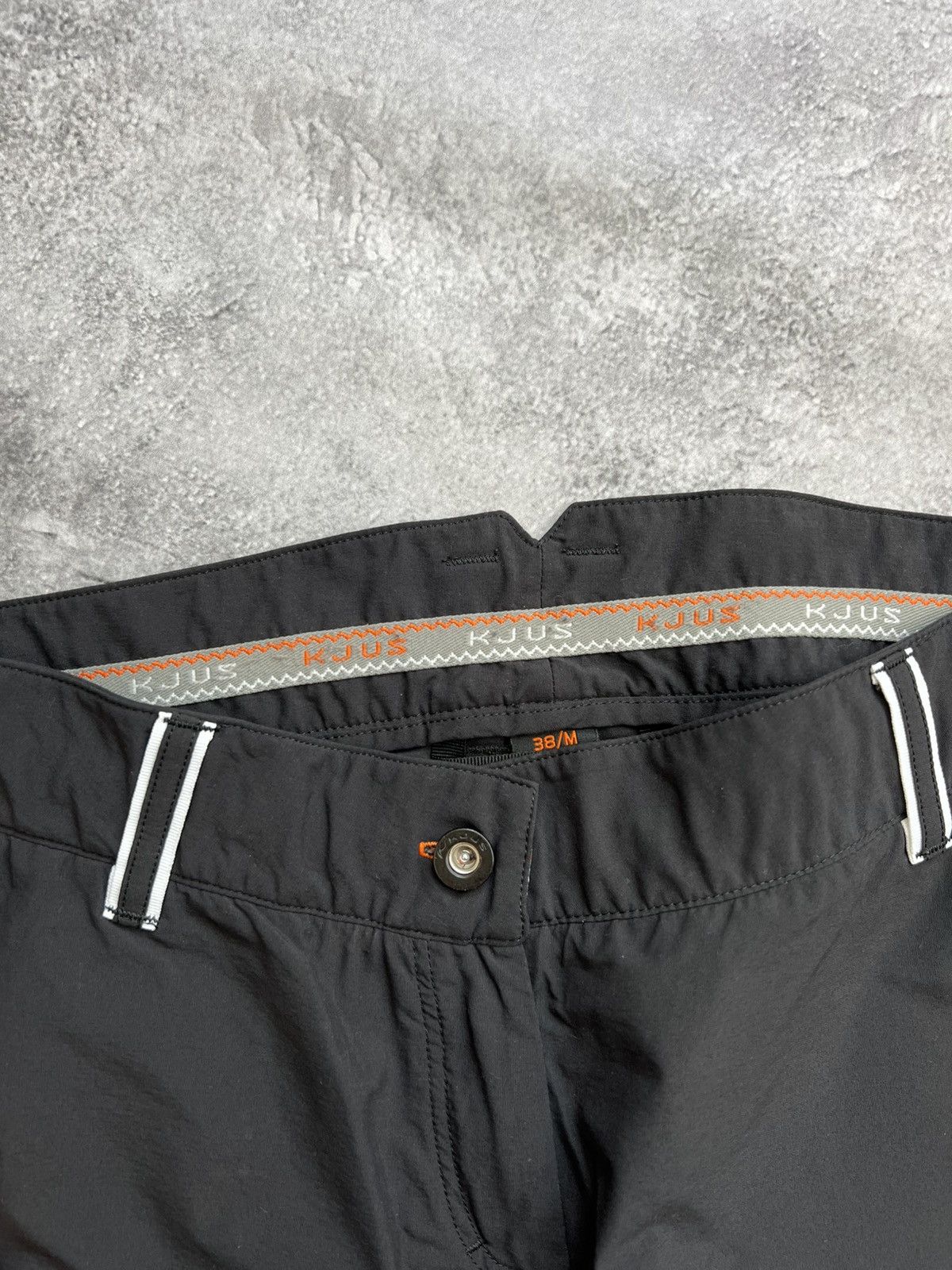 KJUS KJUS Gorpcore Tracking Black Pants Size 30" / US 8 / IT 44 - 4 Thumbnail