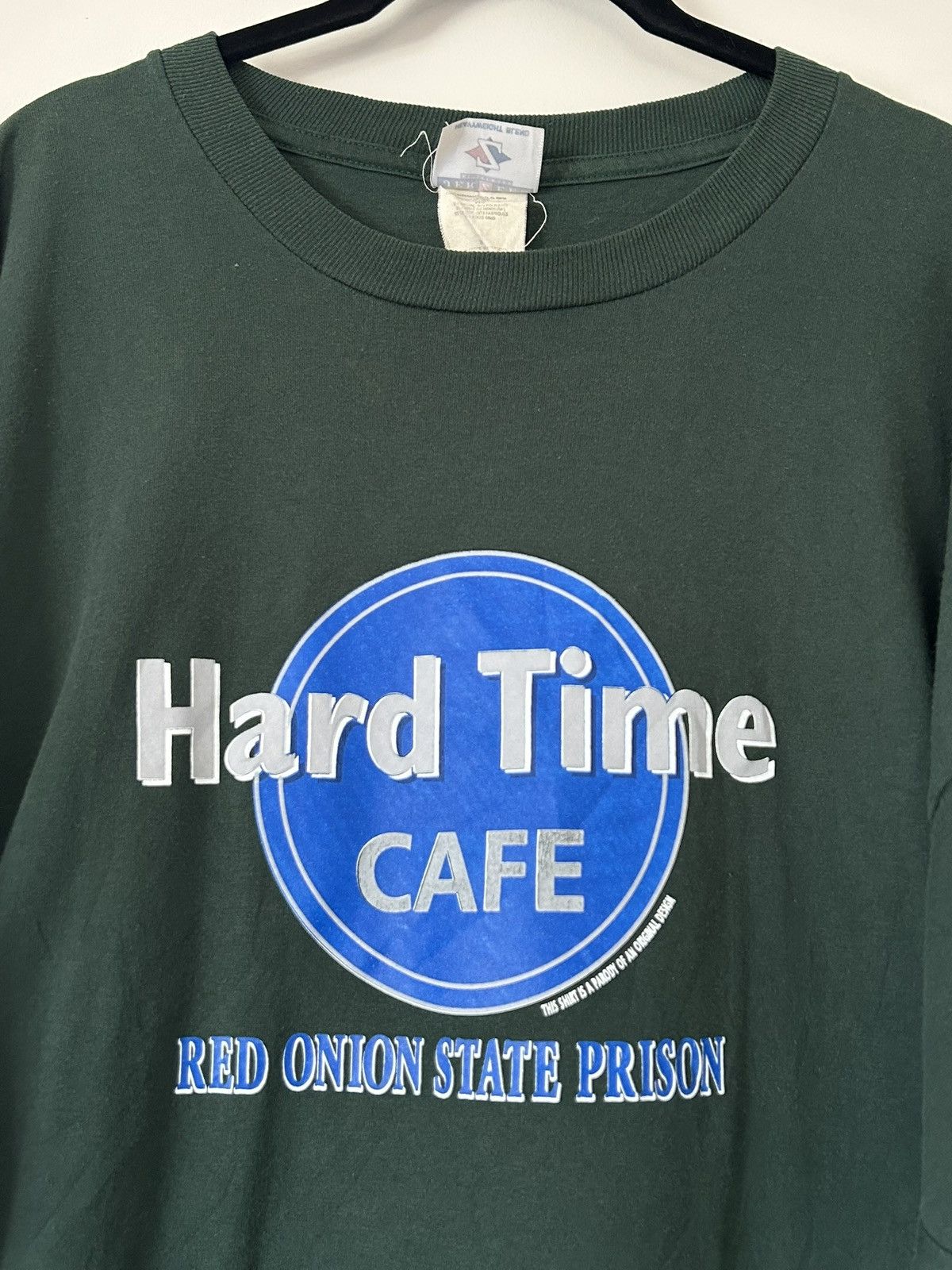 Jerzees "Hard Time Cafe" Red Onion State Prison tee Size US XXL / EU 58 / 5 - 2 Thumbnail