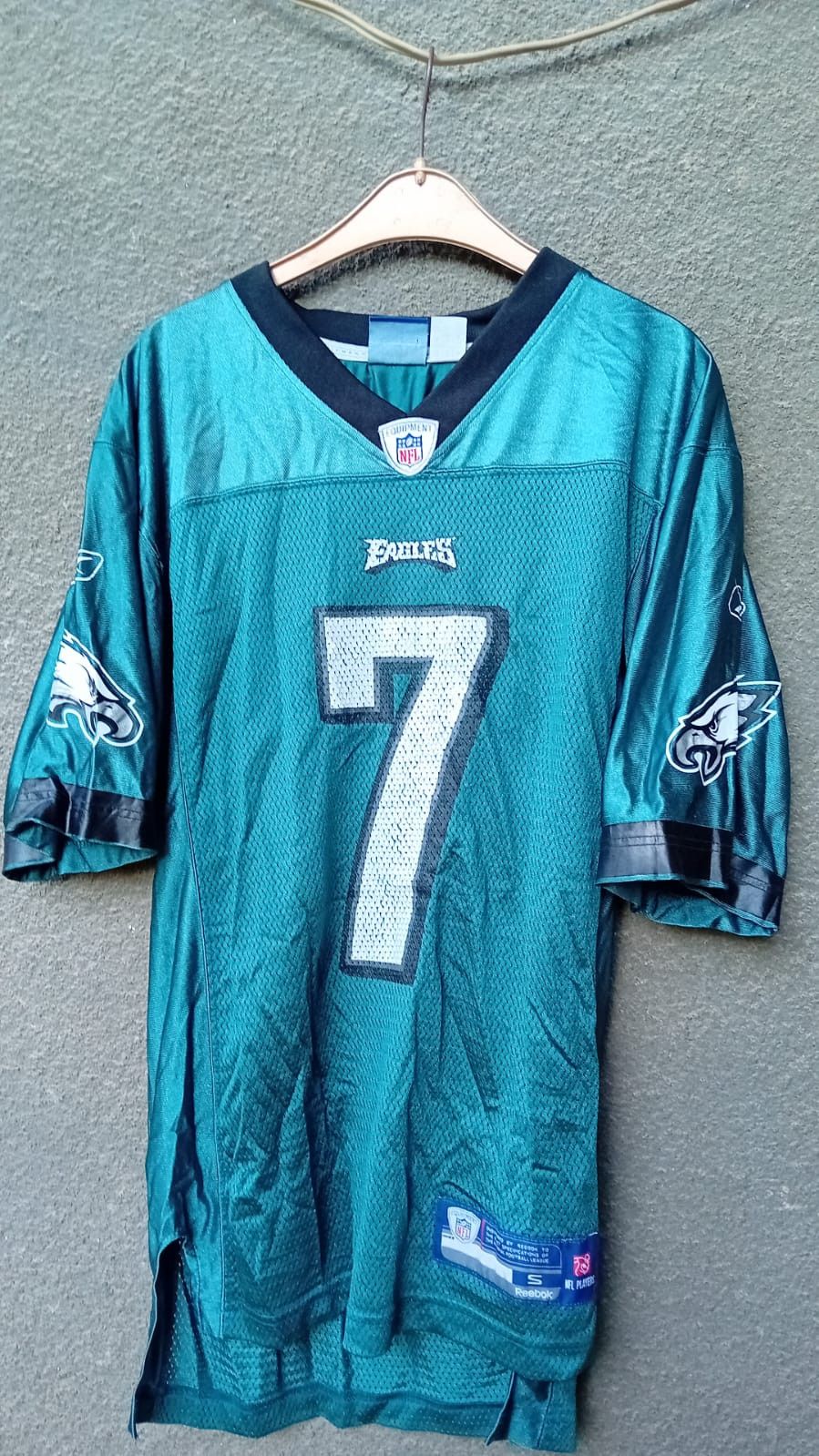Reebok Philadelphia Eagles jersey by Reebok #7 Michael Vick sz S Size US S / EU 44-46 / 1 - 1 Thumbnail