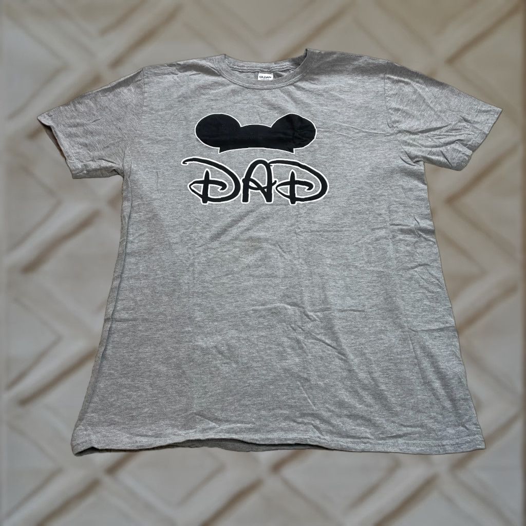 Gildan Gildan Softstyle Shirt Mens L Disney Dad Logo Mickey Ears Short Sleeve Gray Size US L / EU 52-54 / 3 - 1 Thumbnail