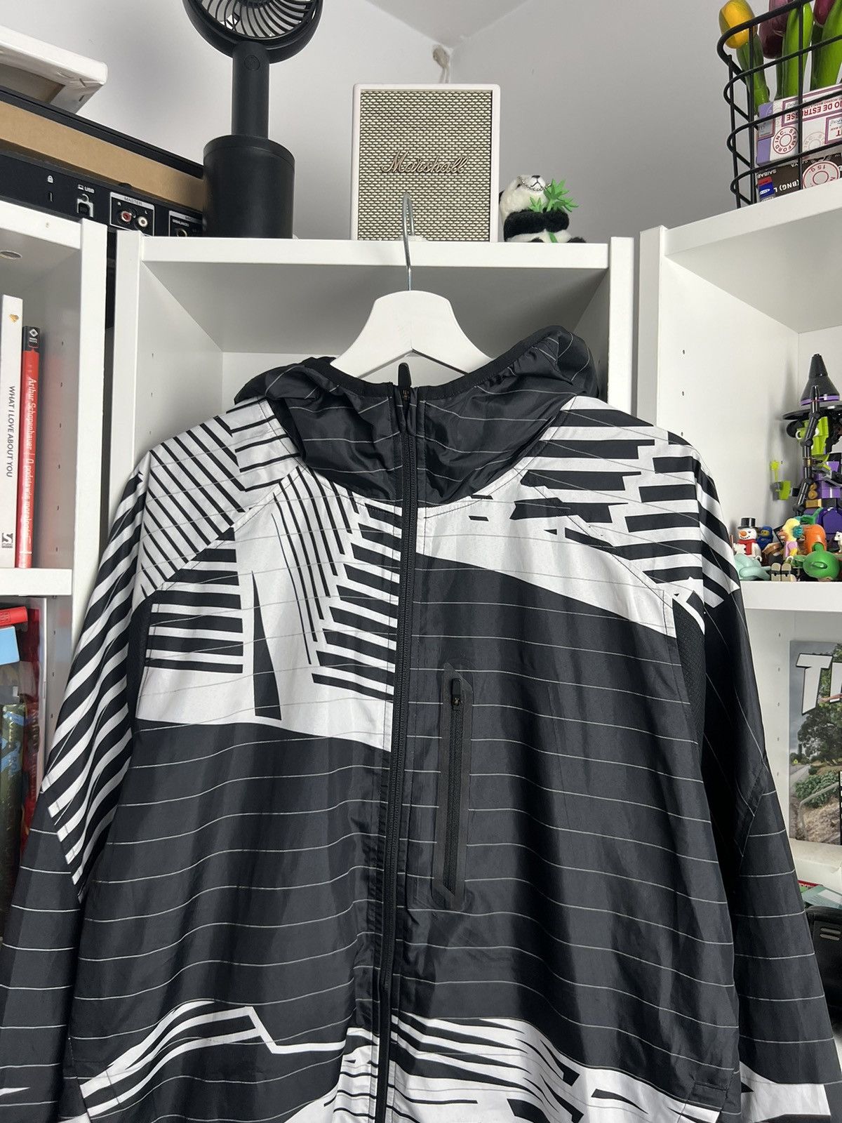 Oakley × Vintage Vintage y2k Oakley windbreaker jacket L gorpcore skate baggy Size US L / EU 52-54 / 3 - 4 Thumbnail