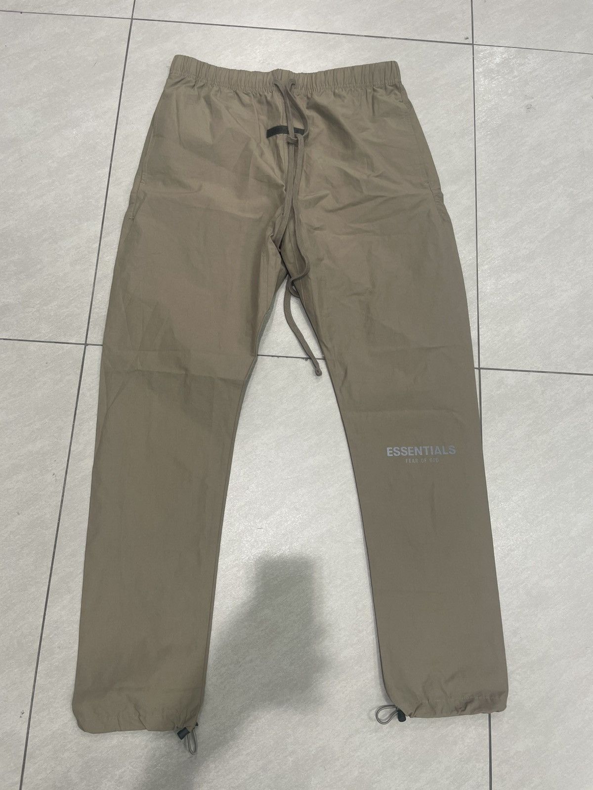 Essentials Fear of God Essentials Track Pant Harvest S Size US 30 / EU 46 - 1 Thumbnail