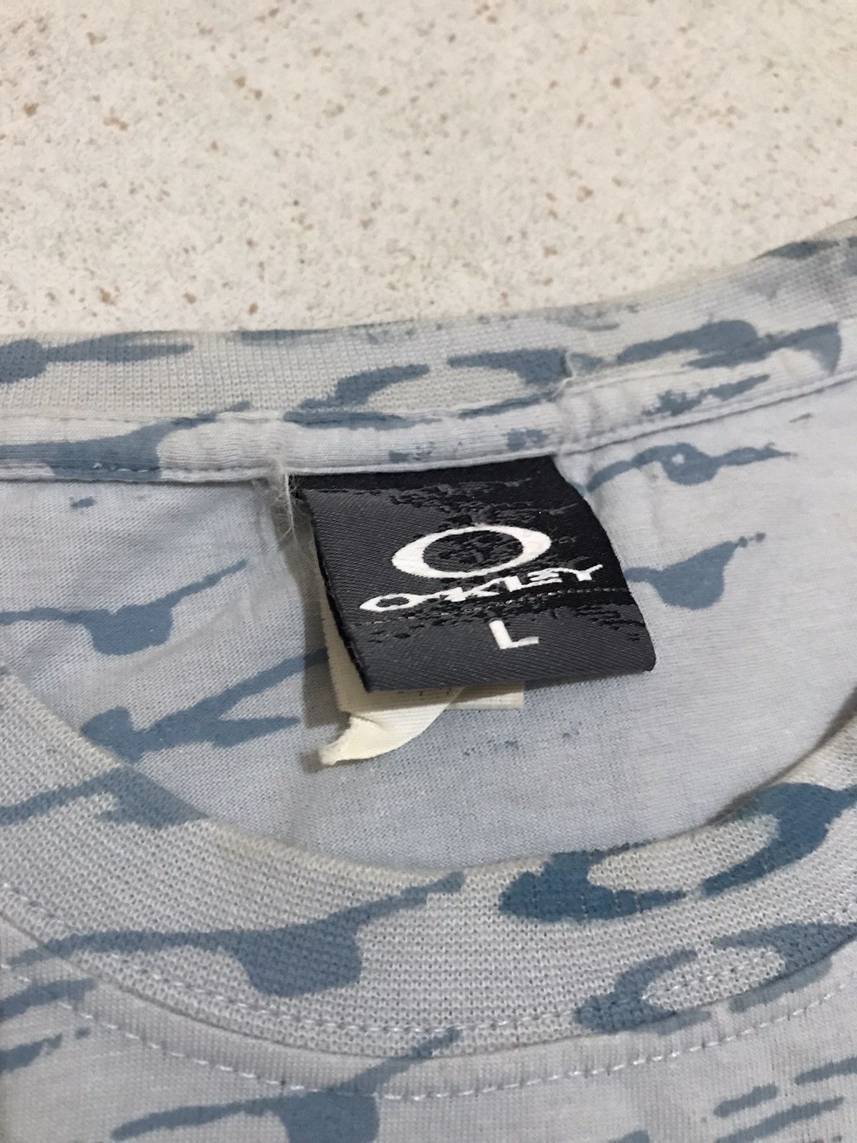 Oakley × Vintage Vintage Oakley Tshirt Size US L / EU 52-54 / 3 - 4 Thumbnail