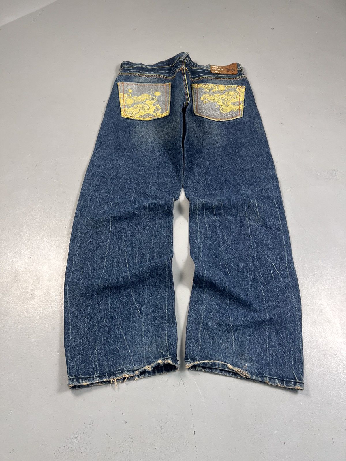 Japanese Brand Vintage the year of golden japanese embroidered denim pants Size US 40 / EU 56 - 1 Thumbnail