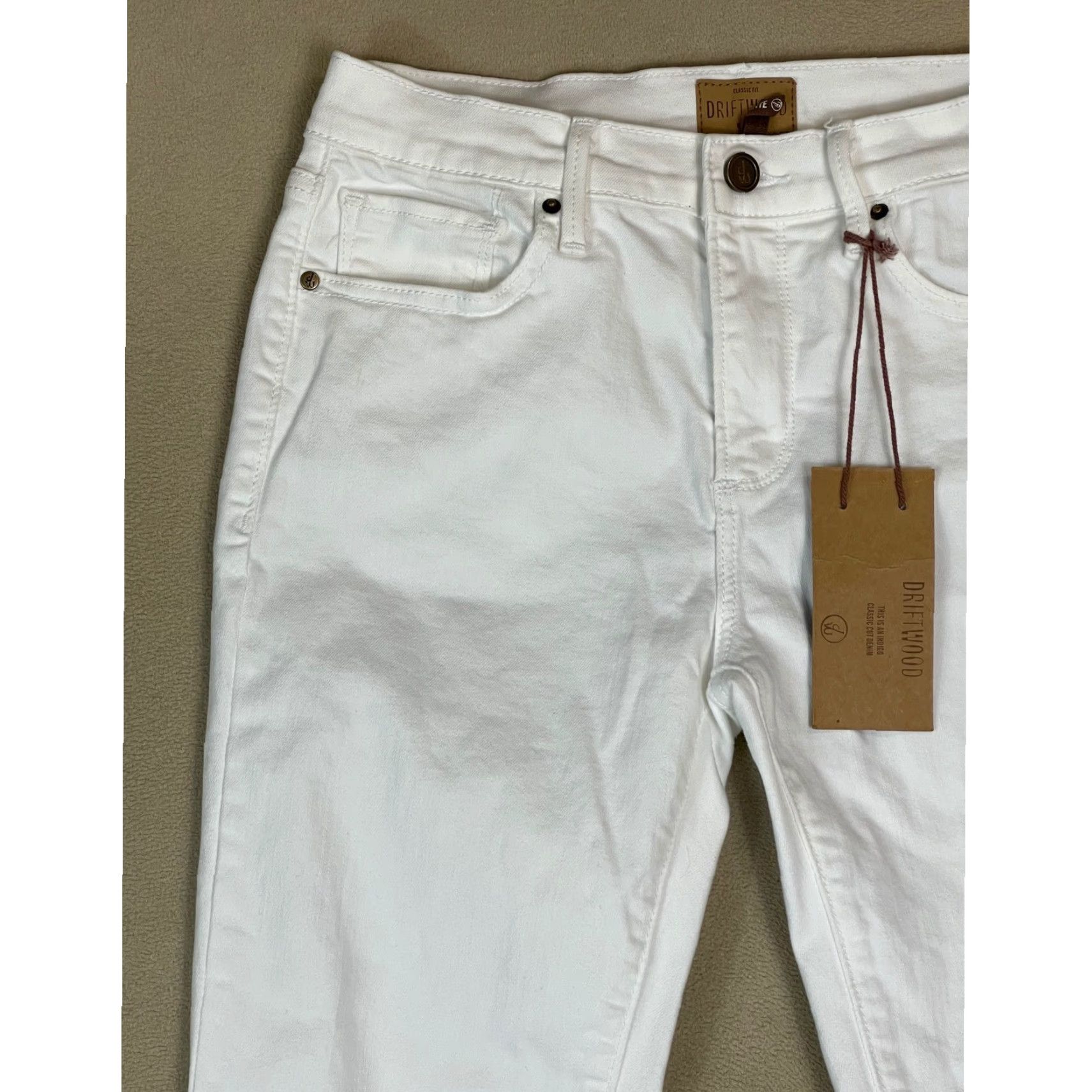 Vintage Driftwood Womens White Floral Embroidered Crop Straight Leg Jeans Size 26 Size 26" / US 2 / IT 38 - 3 Thumbnail