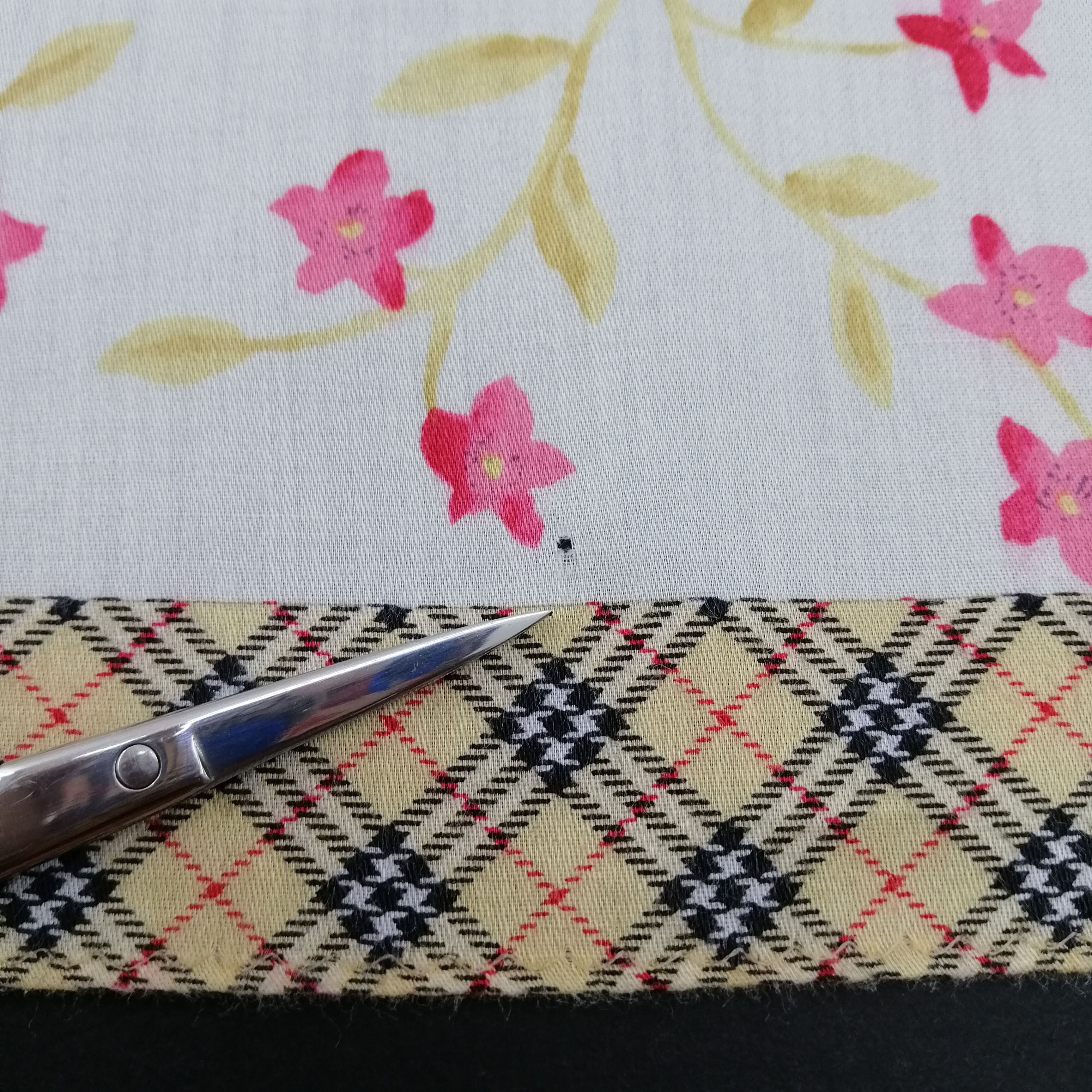 Burberry × Vintage Burberrys Handkerchief/Neckerchief/Bandana-KD3193 Size ONE SIZE - 3 Thumbnail