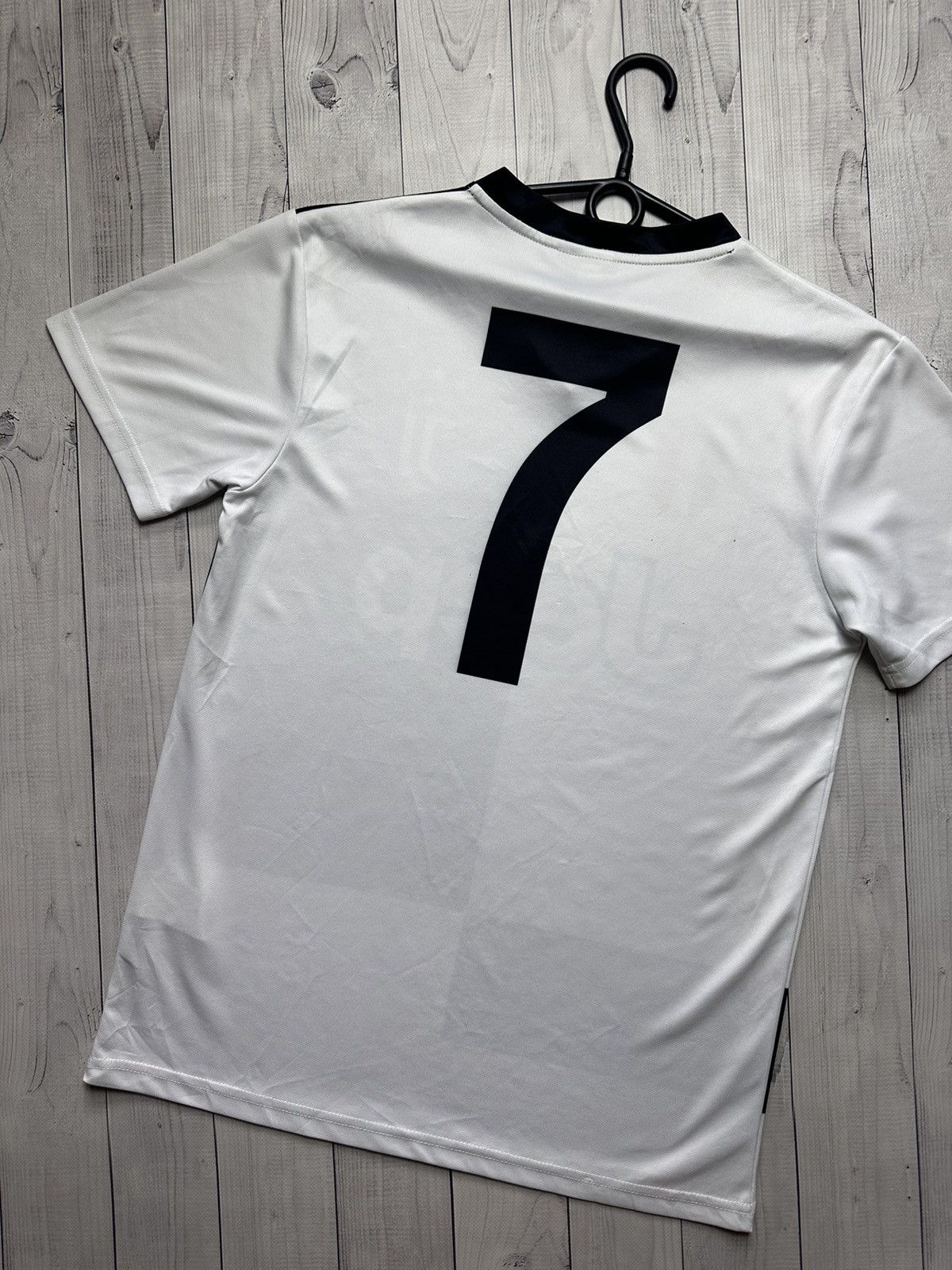 Adidas × Vintage Adidas Juventus soccer jersey size M 7 logo jeep Size US M / EU 48-50 / 2 - 6 Thumbnail