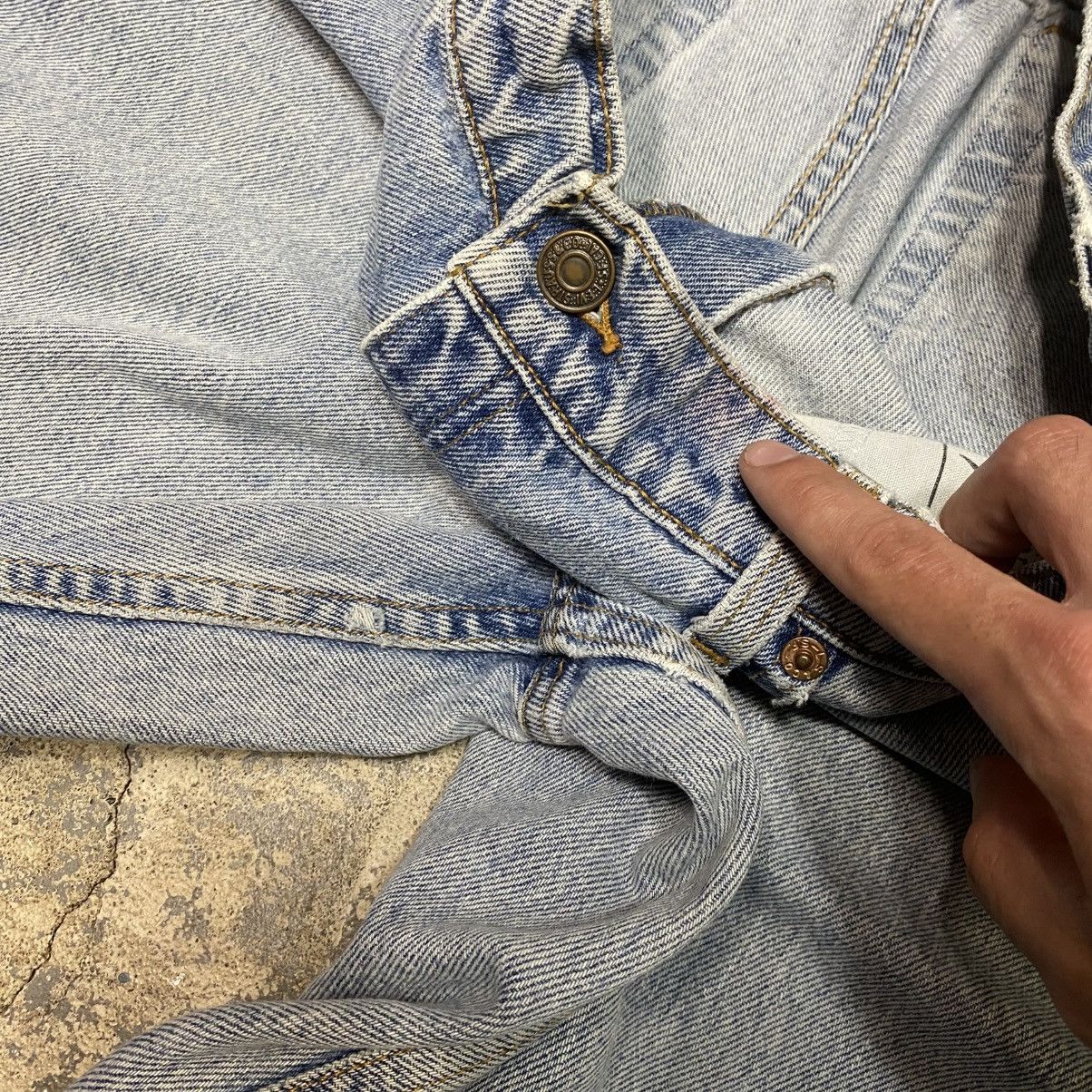 Japanese Brand × Levi's × Vintage Vintage Levis 550 Light Wash Relaxed Fit Denim Jeans 90s Size US 31 - 9 Thumbnail