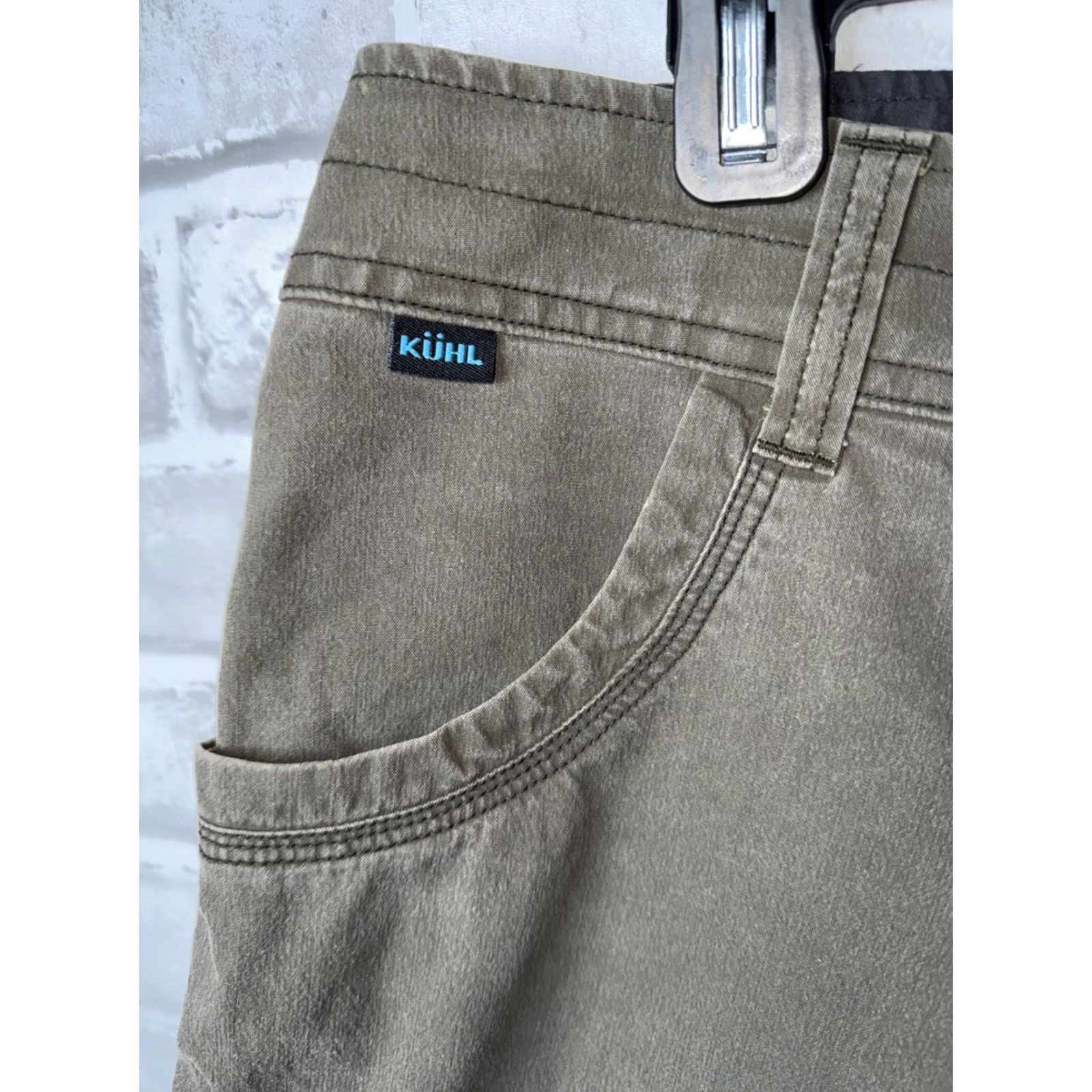 Vintage KUHL Brown Hiking Shorts Cotton Blend Mens 36 Brown Chino Hiking Mens 36 Brown KUHL Size US 36 / EU 52 - 2 Thumbnail