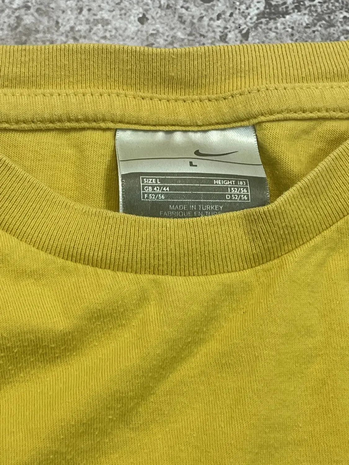 Nike × Vintage Vintage Nike Big Logo Brasil style T-shirt Size US L / EU 52-54 / 3 - 3 Thumbnail