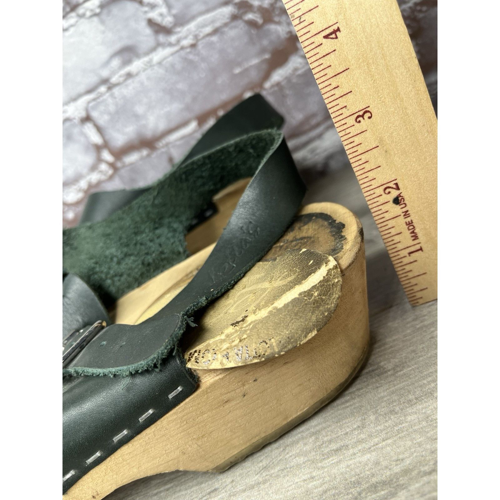Swedish Hasbeens Swedish Hasbeens Black Leather T-Strap Wooden Clogs Shoes Wo Size US 10.5 / IT 40.5 - 7 Thumbnail