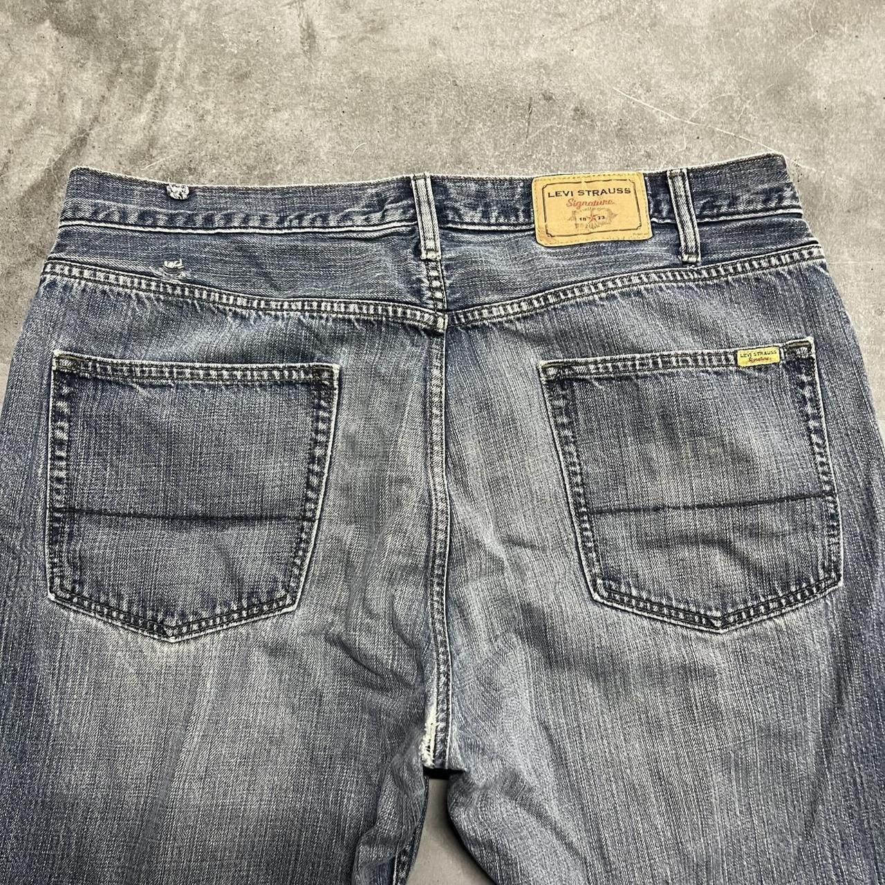 Vintage Crazy Vintage Y2K/2000s Super Baggy Wide Leg Loose Levis Medium Wash Denim Jeans! Size US 38 / EU 54 - 6 Thumbnail