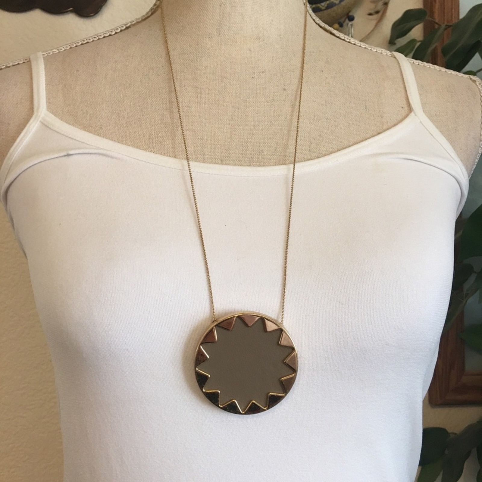 Jewelry House of Harlow 1960 starburst pendant necklace Size ONE SIZE - 1 Thumbnail