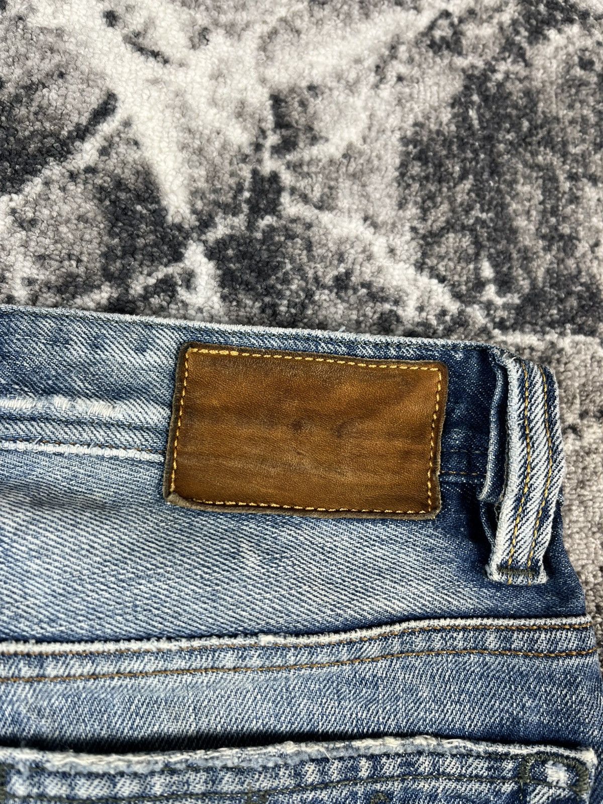 Diesel Diesel Viker Dragon Jeans Vintage Distressed Italy 31 Size US 31 - 18 Thumbnail