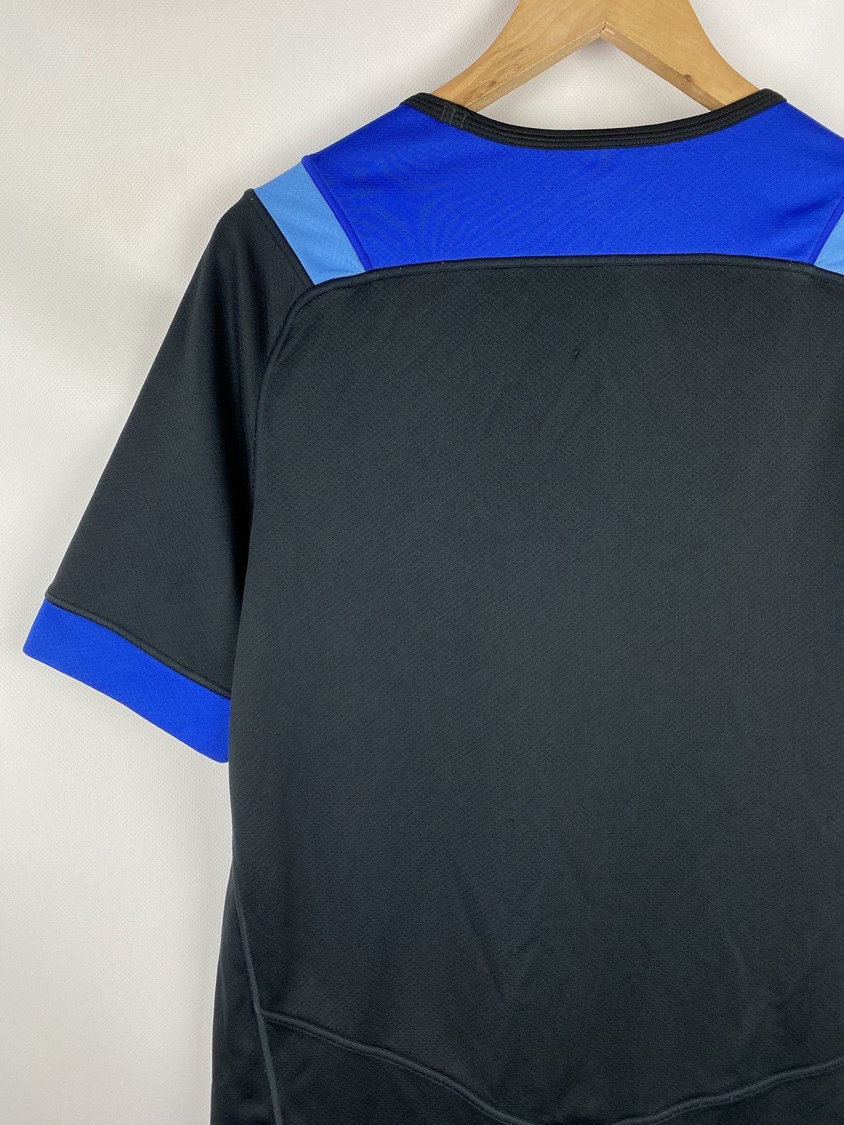 Canterbury of New Zealand Canterbury Bath Rugby men’s Away Rugby Shirt Jersey Size L Size US L / EU 52-54 / 3 - 17 Thumbnail