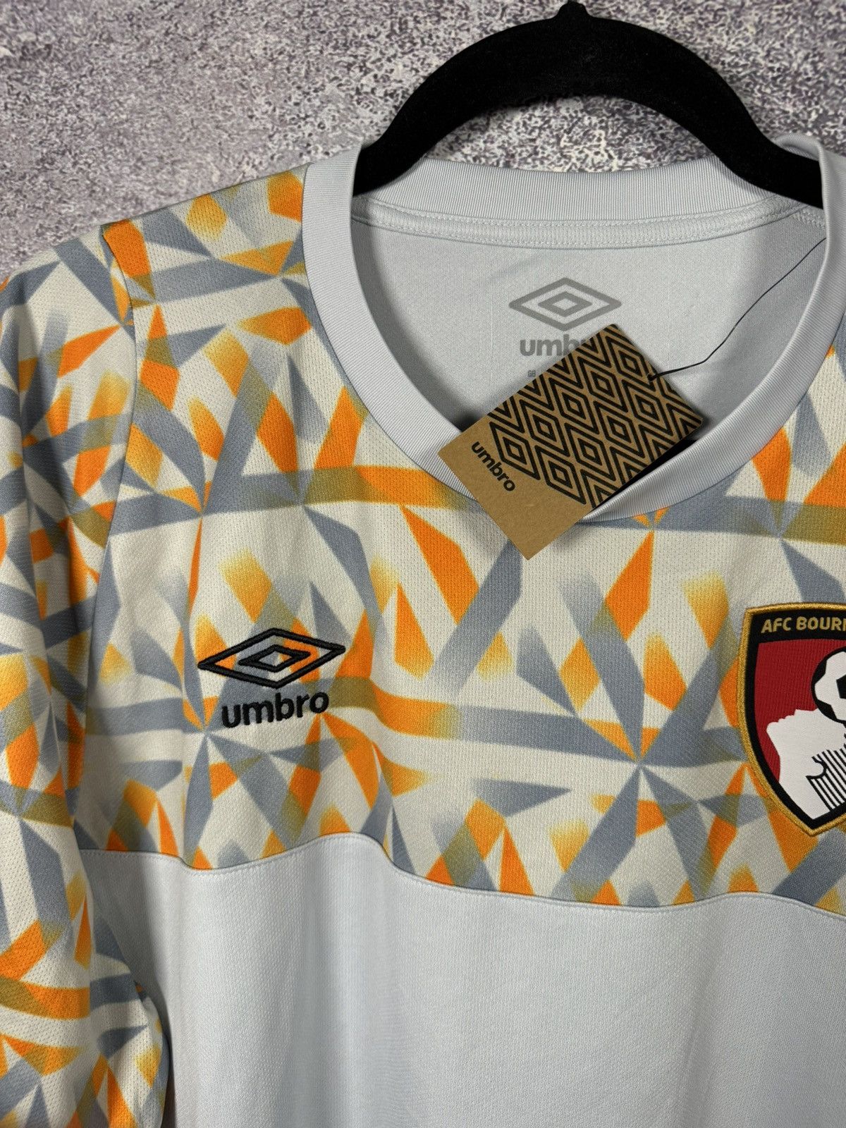 Umbro × Vintage NWT Bournemouth 2022/23 GK Away Umbro Jersey Blokcore Large Size US L / EU 52-54 / 3 - 7 Thumbnail