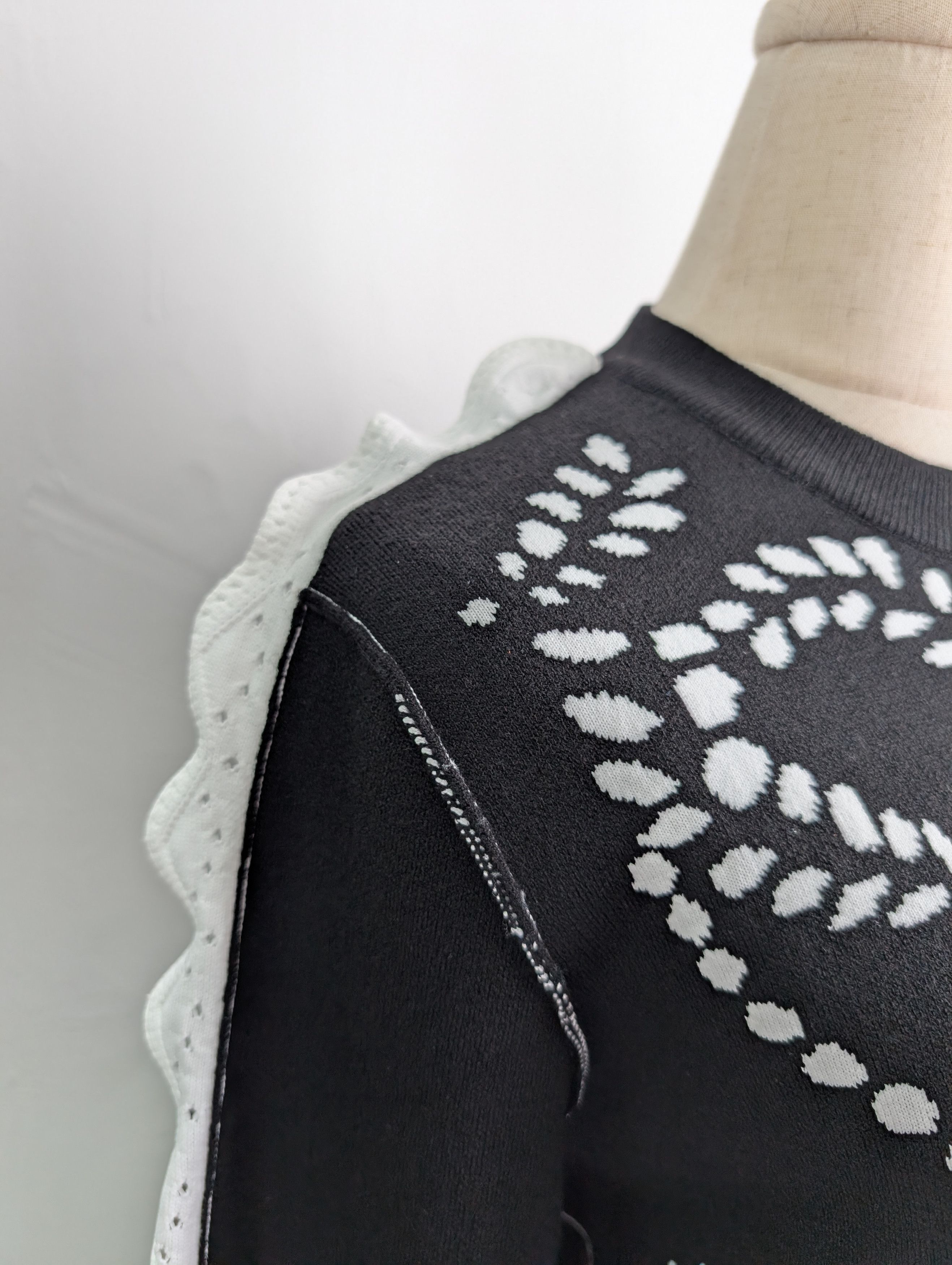 Sonia Rykiel Black And White Pullover With White Cotton Trim Size M / US 6-8 / IT 42-44 - 3 Thumbnail