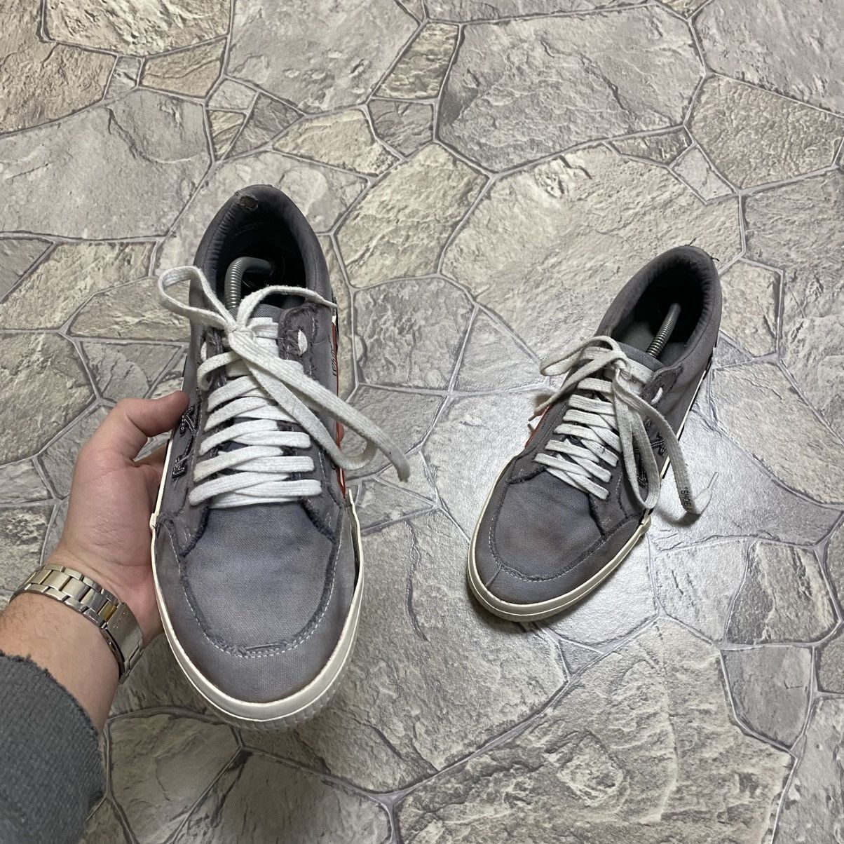 Off-White Off White Vulcanized - Grey suede Size US 10 / EU 43 - 2 Thumbnail