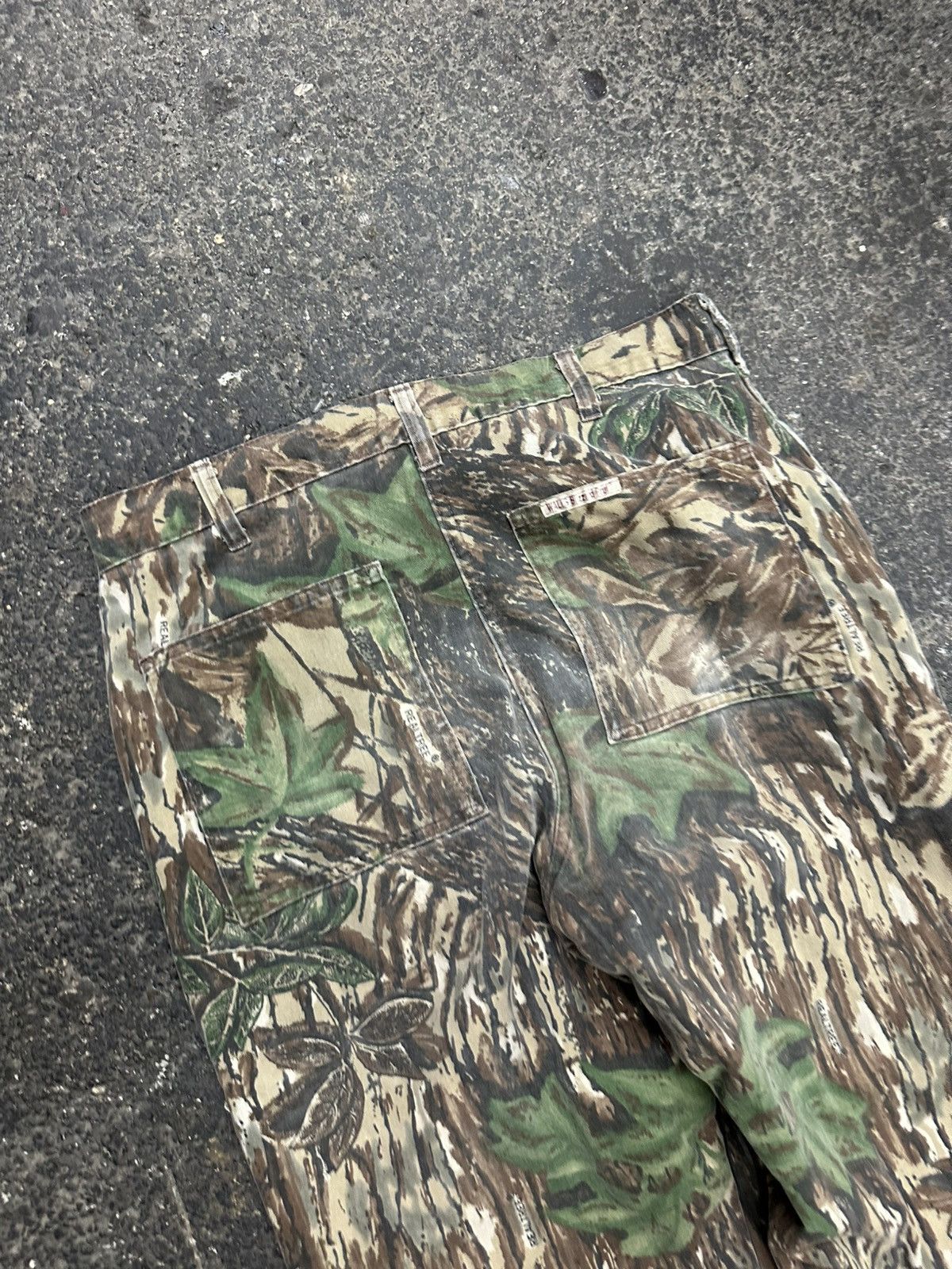 Vintage Y2K camo thinsulate pants Size US 33 - 9 Thumbnail