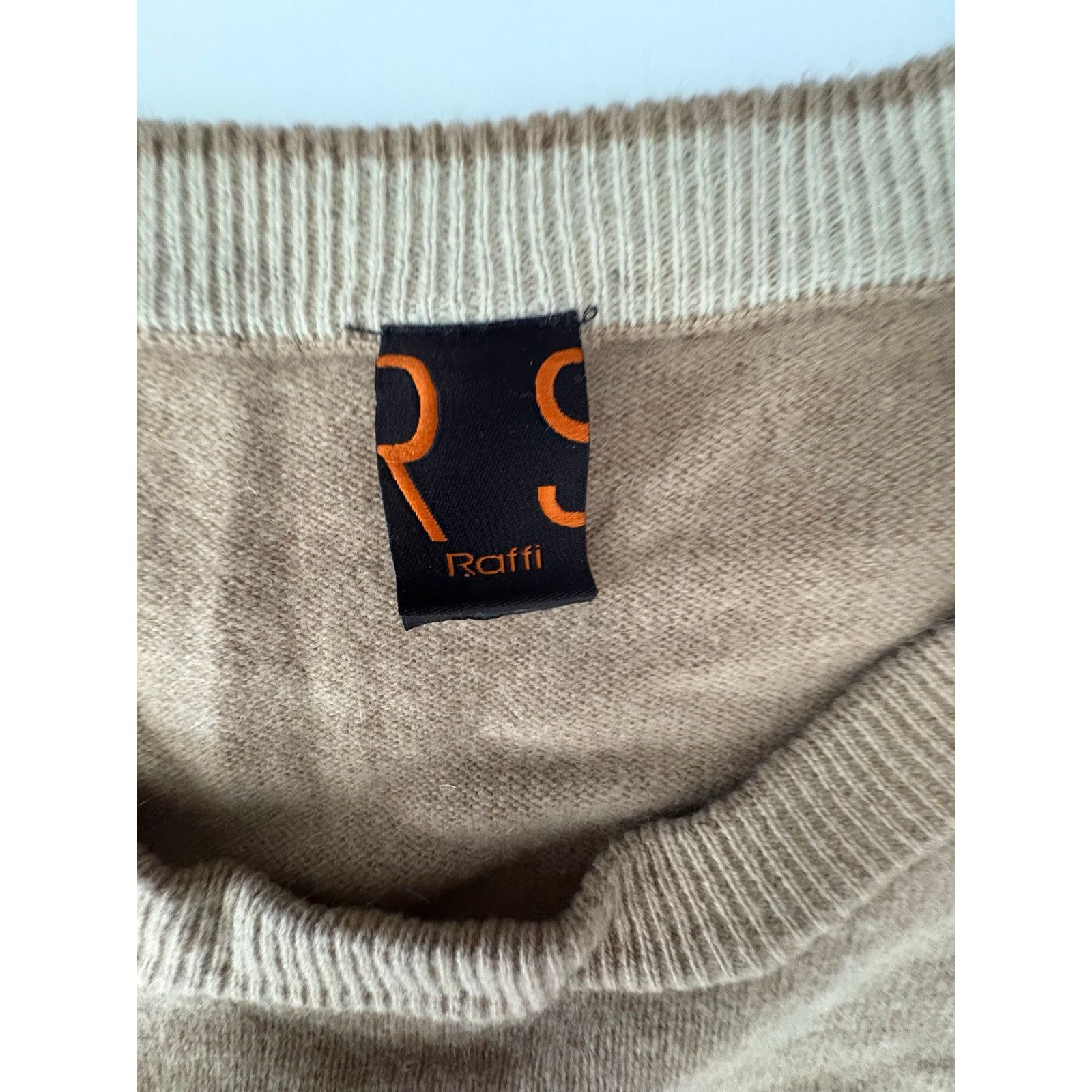Raffi Raffi men’s cashmere Crewneck xl wool beige Size US XL / EU 56 / 4 - 2 Thumbnail