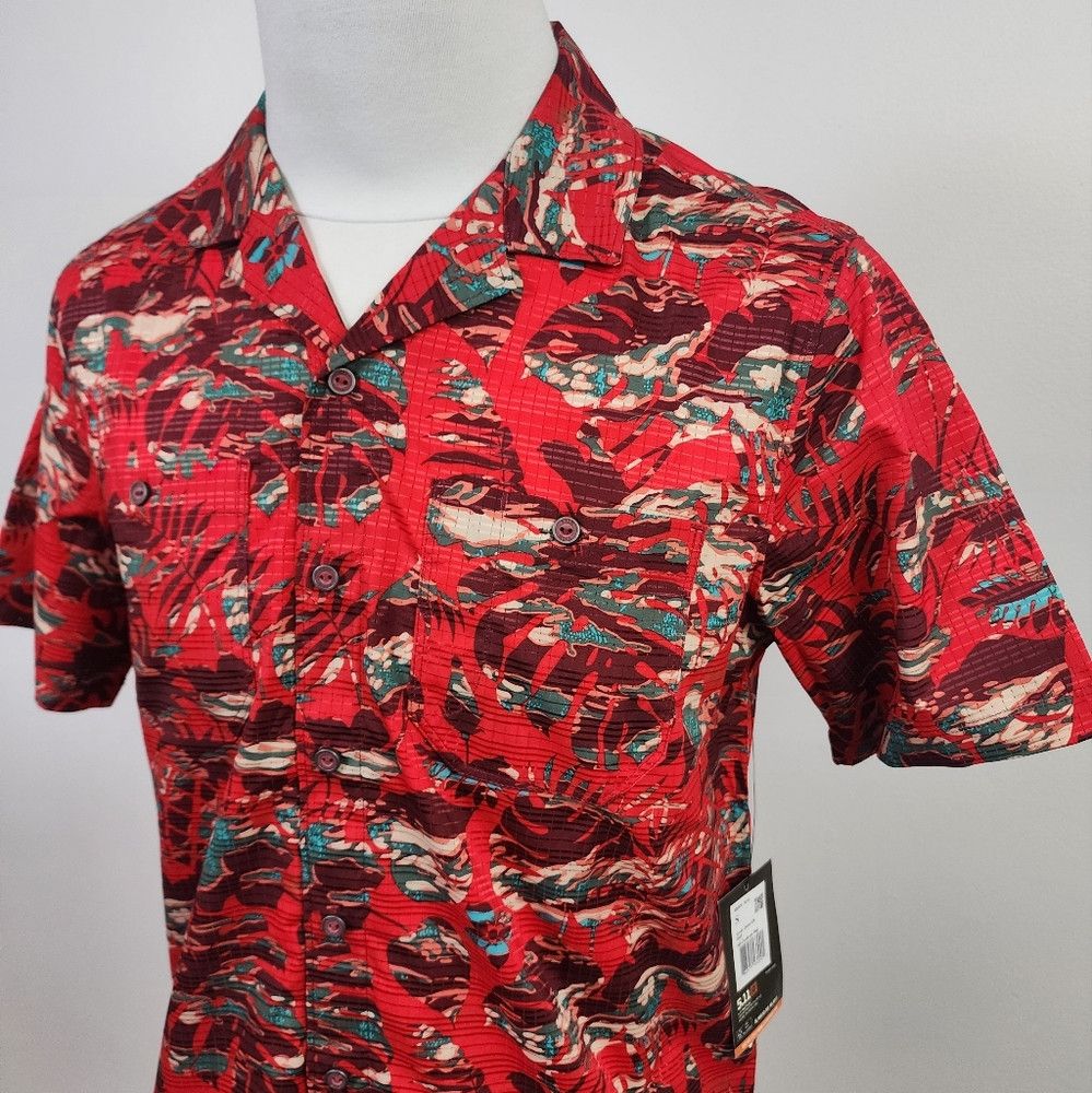 5.11 NWT 5.11 Cordovan Red Floral Vented 2 Pocket Shirt Size US S / EU 44-46 / 1 - 4 Thumbnail