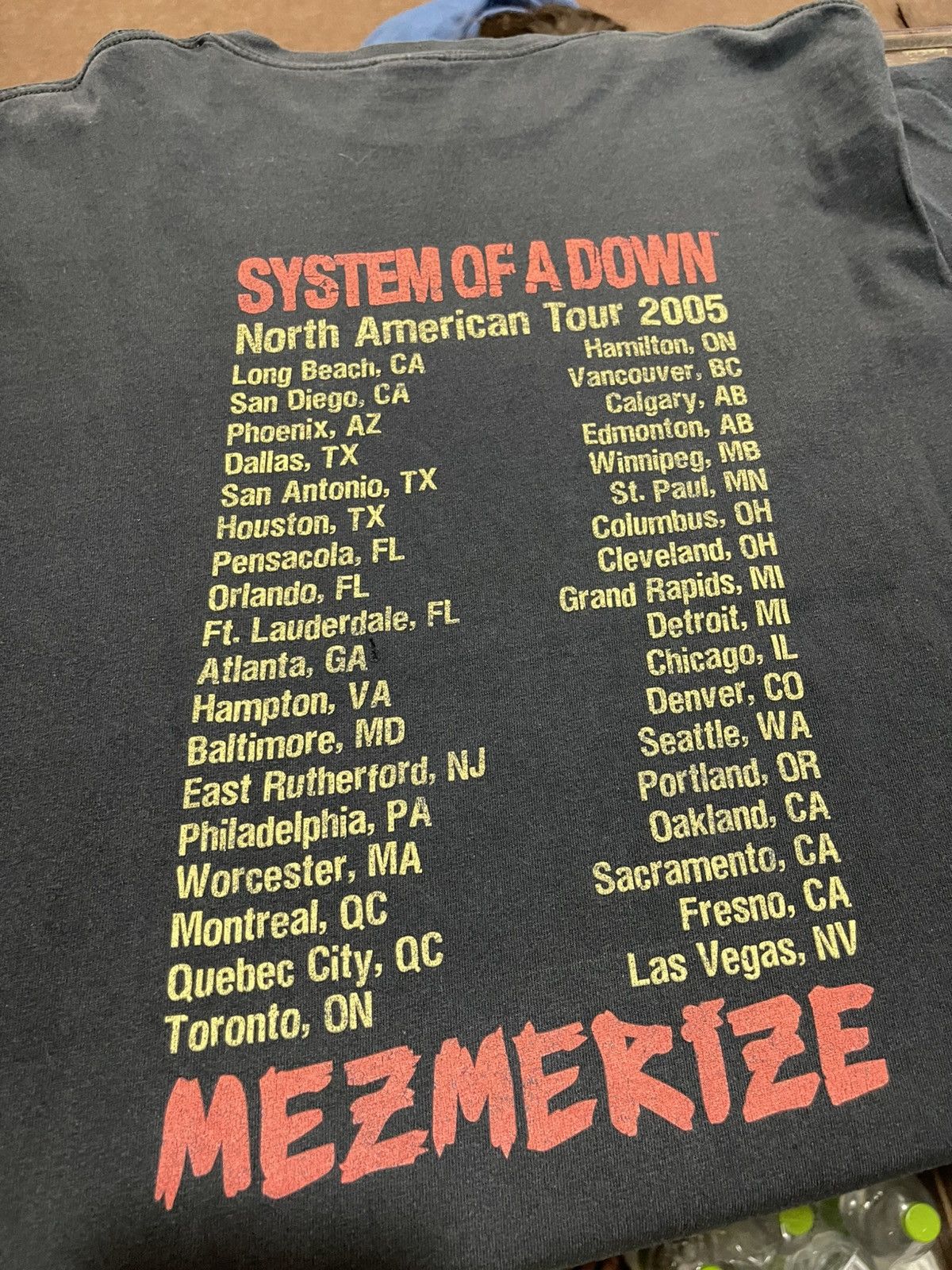 Band Tees Vintage 2005 System Of A Down Mezmerize T shirt L Size US L / EU 52-54 / 3 - 9 Thumbnail