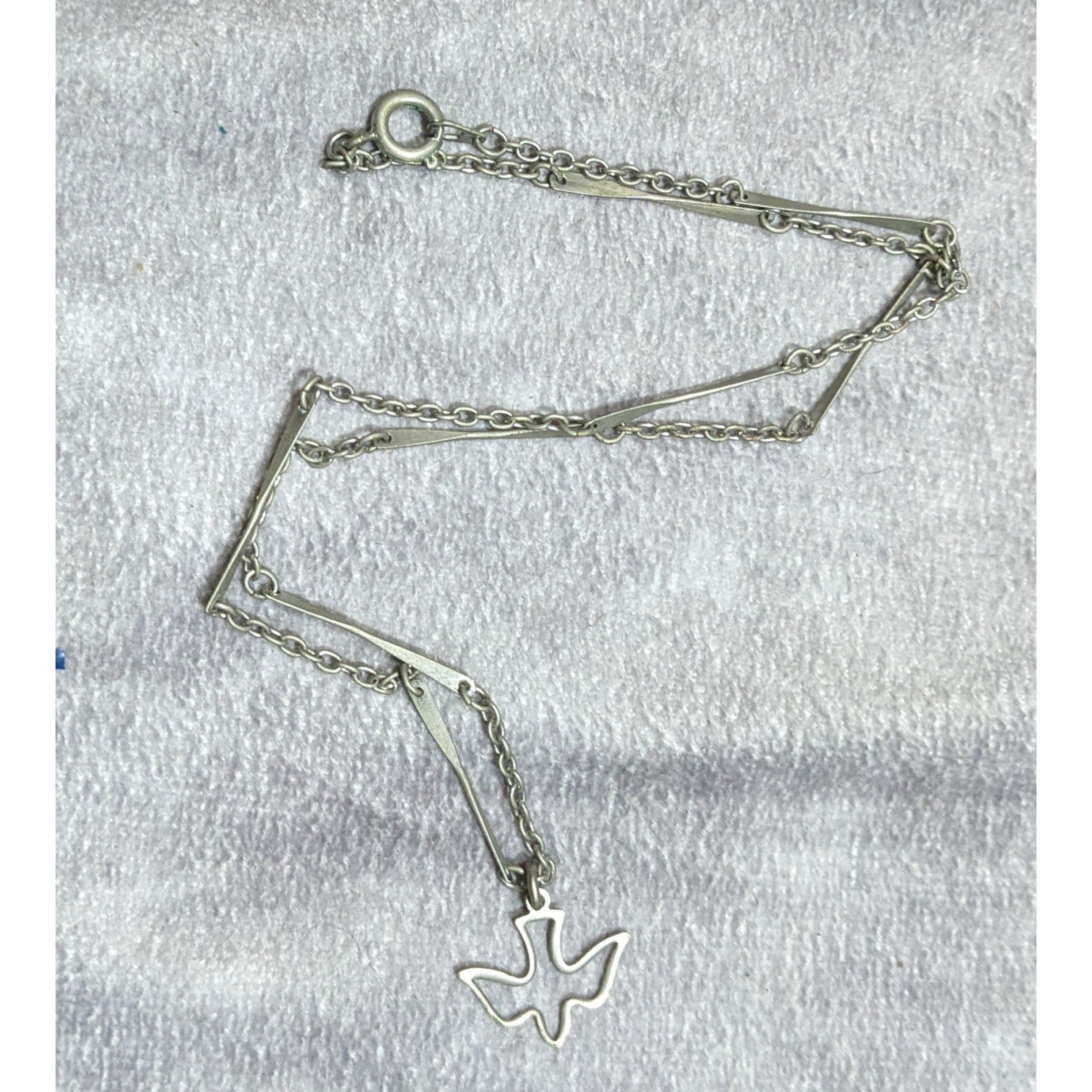 Other Minimalist Dove Silver Tone Necklace With Unique Bar Chain Size ONE SIZE - 6 Thumbnail