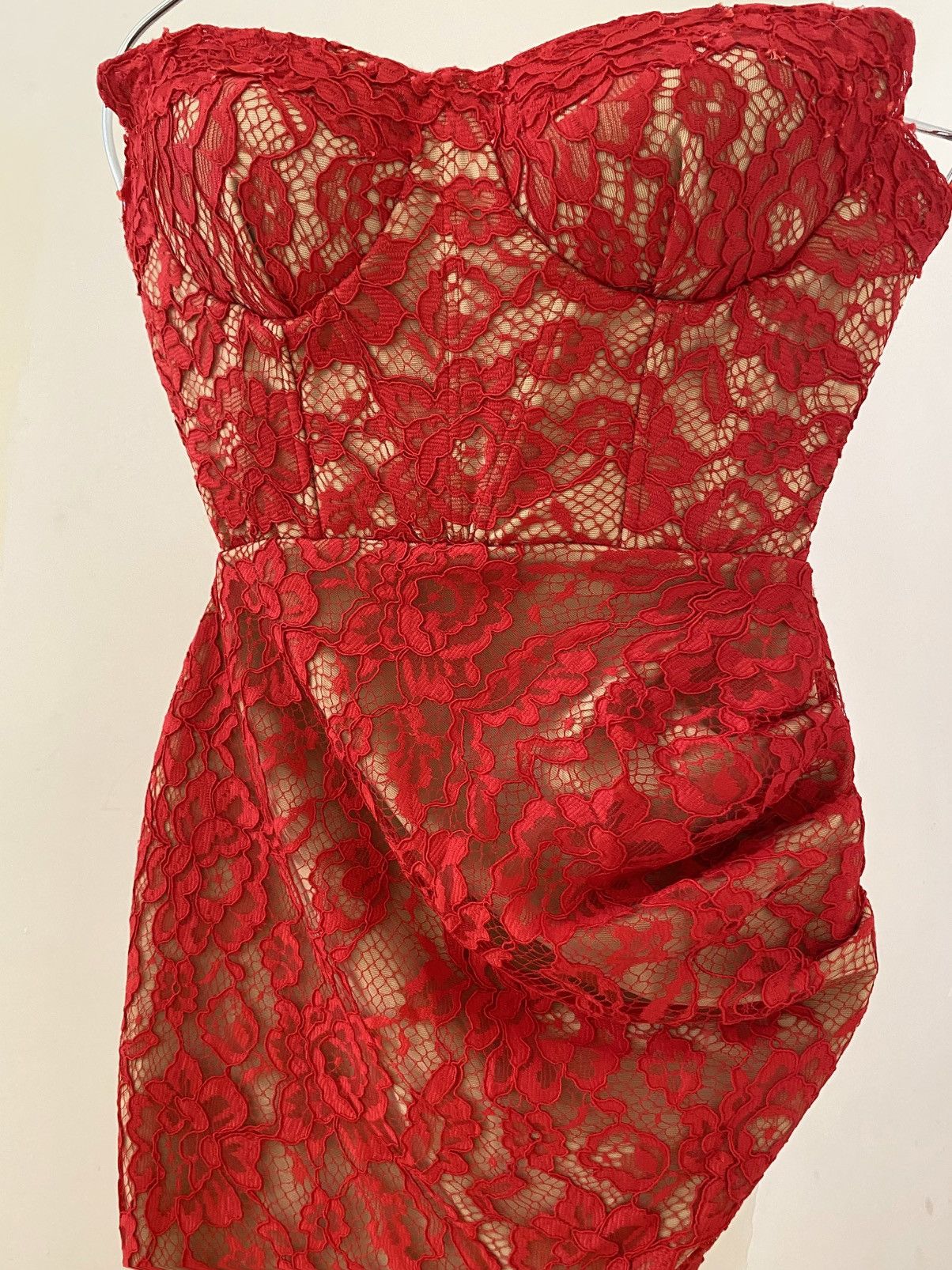 Other Elegant long red lace dress. Size XS / US 0-2 / IT 36-38 - 2 Thumbnail