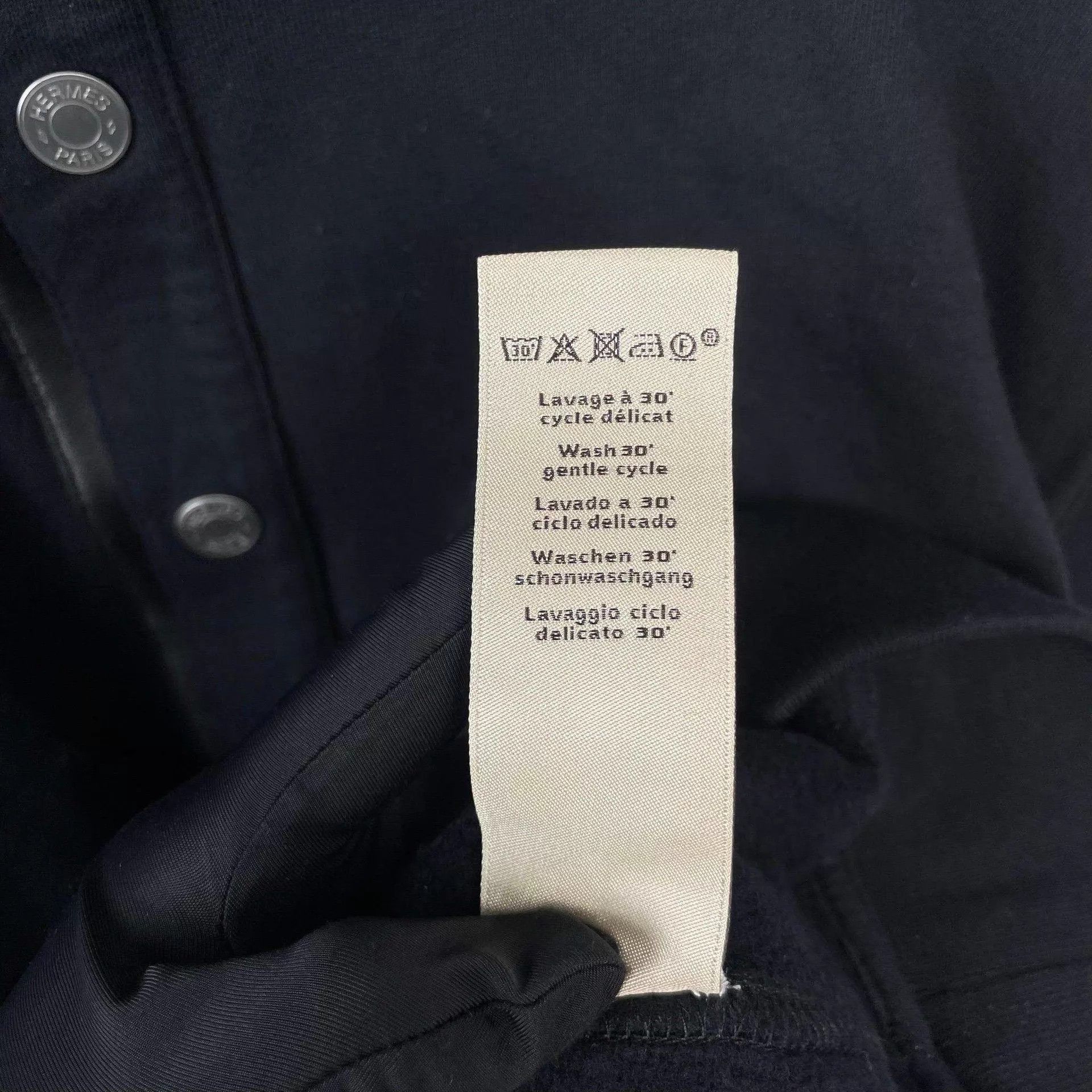 Hermes Hermes sweatshirt L Size US L / EU 52-54 / 3 - 6 Thumbnail