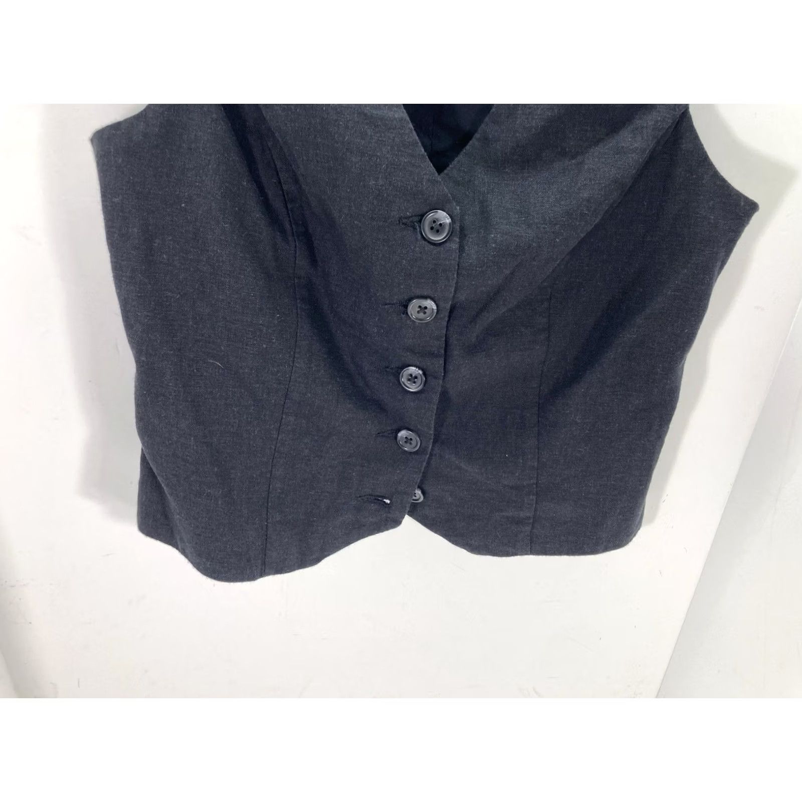 Express VINTAGE? Express Linen Vest Womens Size XS Black Button Front V-Neck Classic Look NWT Size XS / US 0-2 / IT 36-38 - 3 Thumbnail