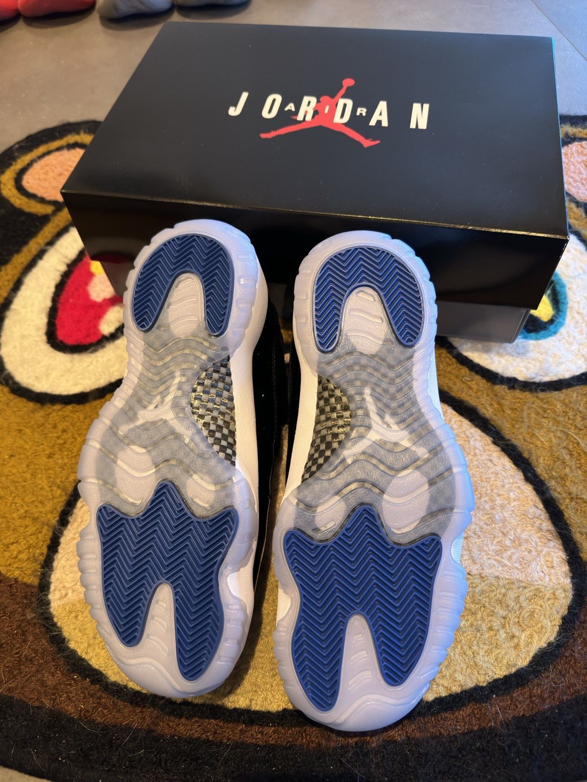 Jordan Brand × Nike Air Jordan 11 “Space Jam” Low Size US 9 / EU 42 - 3 Thumbnail