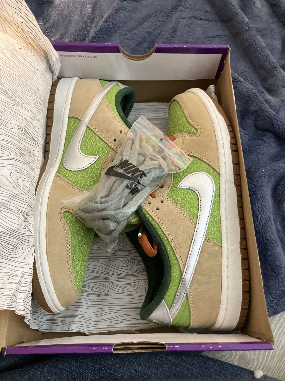 Nike NIKE SB DUNK LOW “ESCARGOT” Size US 10.5 / EU 43-44 - 1 Thumbnail