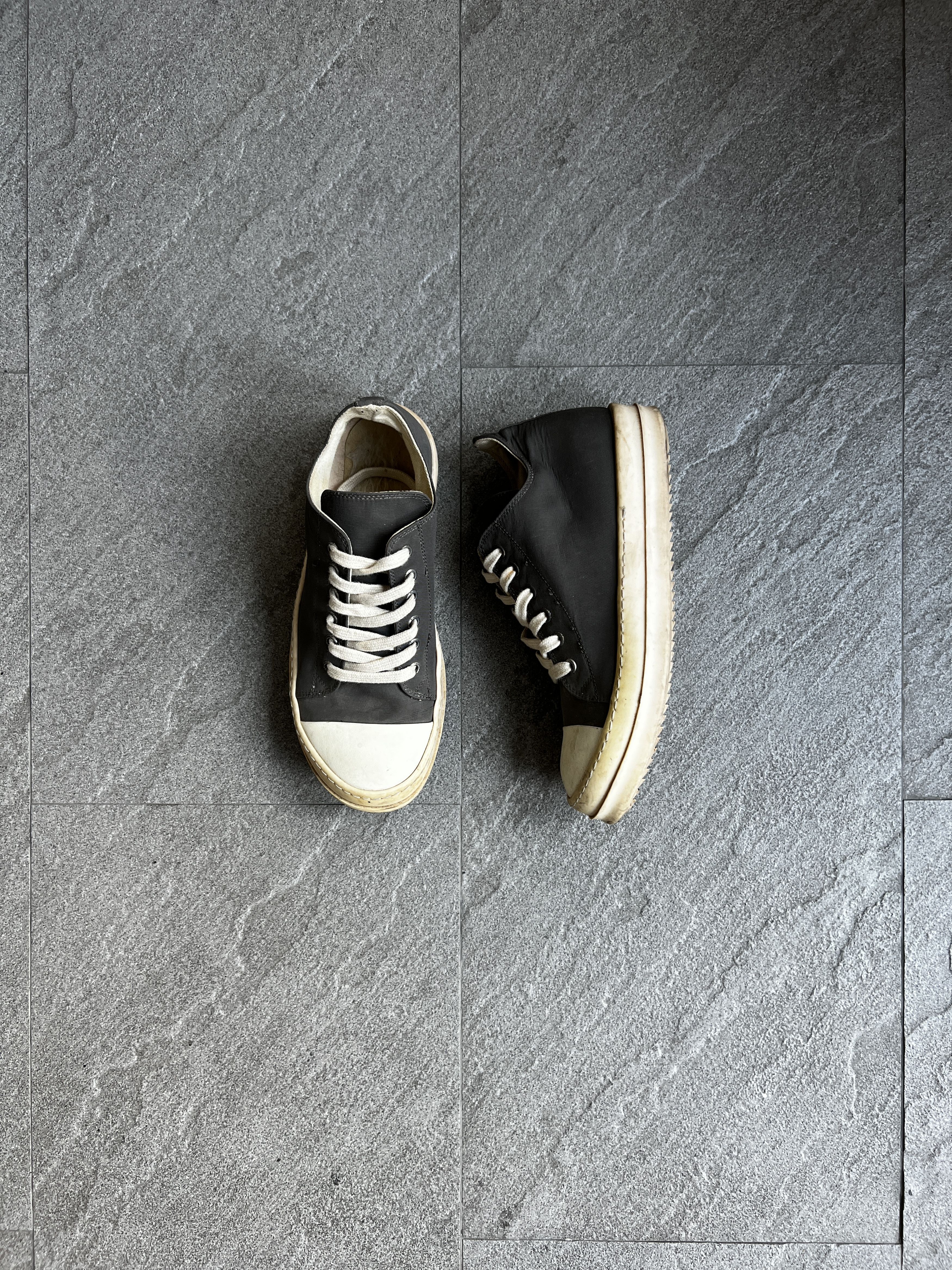 Rick Owens Drkshdw Rick Owens DRKSHDW Ramones Low Grey Canvas EU39.5 Italy Size US 6.5 / EU 39-40 - 1 Thumbnail