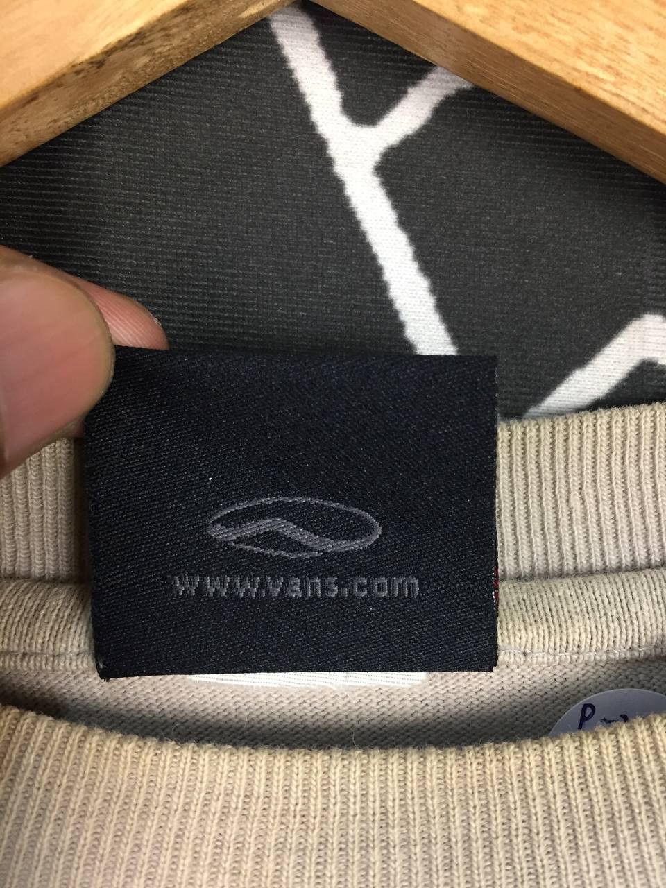Vans × Vintage Vtg Vans Skateboards Spell Out Logo Longsleeve Tee Size US L / EU 52-54 / 3 - 14 Thumbnail