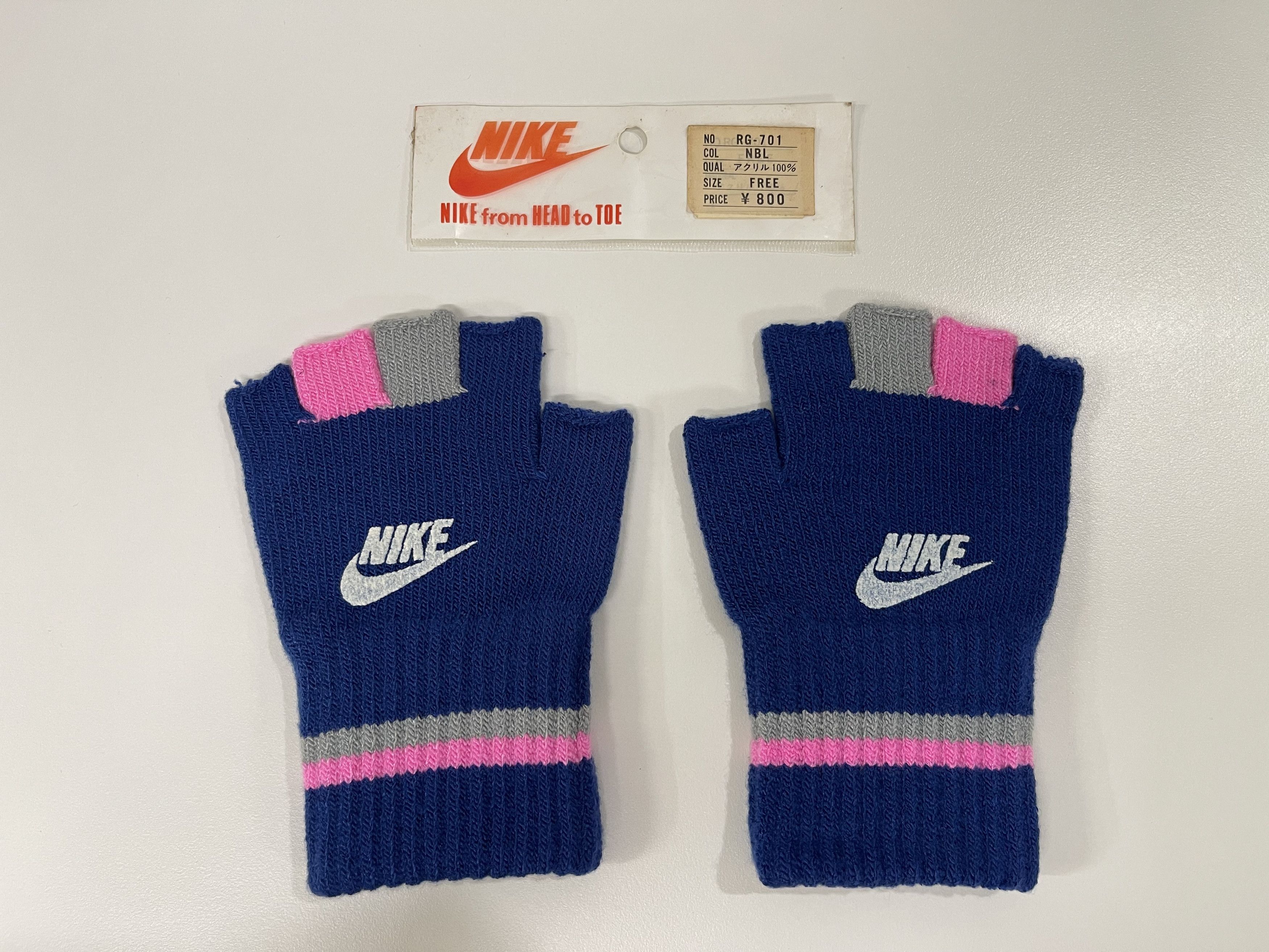 Nike Nike Old Japan Edition 90’s Vintage Gloves Size ONE SIZE - 1 Thumbnail