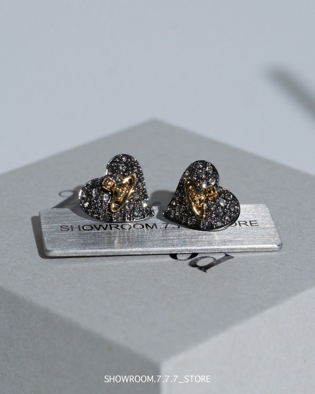 Vivienne Westwood Vivienne Westwood Tiny Diamante Heart Earrings Size ONE SIZE - 1 Thumbnail