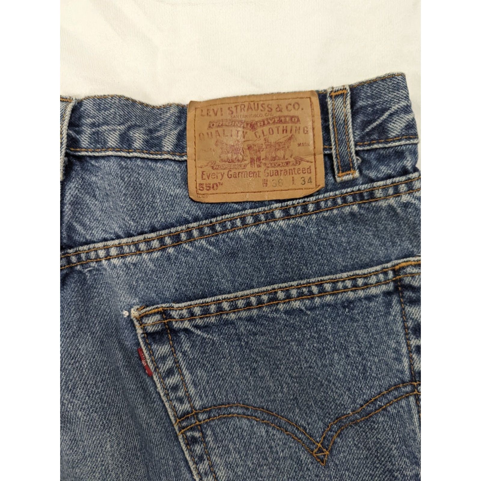 Denime VINTAGE Levi's 550 Jeans Mens 36x36 Relaxed Fit Tapered Leg Denim Blue 90s Classic Levis 500 Series Mens Size US 36 / EU 52 - 3 Thumbnail