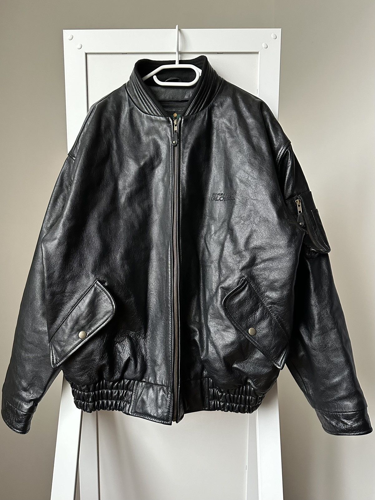Japanese Brand Vintage Black Leather Boxy Bomber Jacket Kanye West Style Size US XL / EU 56 / 4 - 3 Thumbnail
