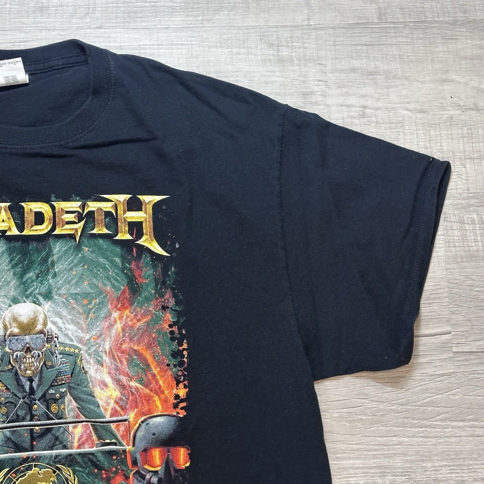 Band Tees Megadeth Dystopia World Tour 2017 Tee Mens XL Band Tee Size US XL / EU 56 / 4 - 4 Thumbnail