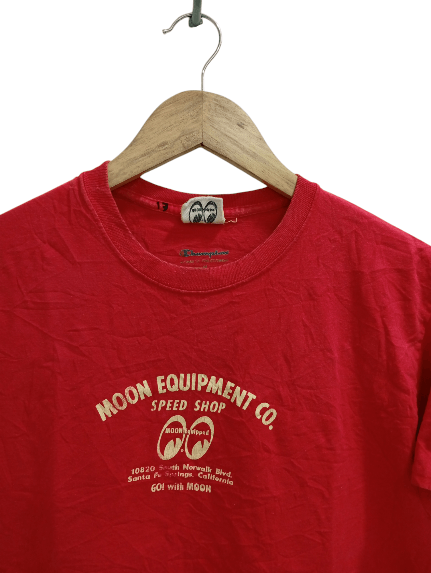 Champion × Japanese Brand × Vintage 🔥🔥Moon Eye x Champion T-Shirt Size US M / EU 48-50 / 2 - 15 Thumbnail