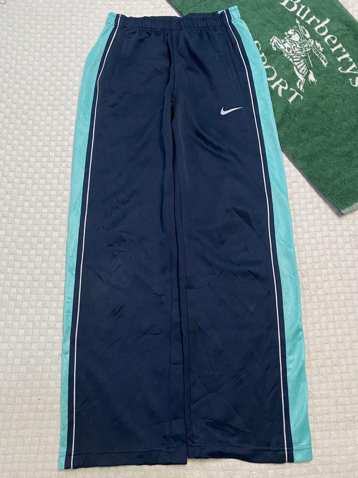 Carhartt Wip × Nike 💥 VINTAGE NIKE 90S BAGGY WIDE LEG SWOOSH TRACK PANTS Y2K Size US 36 / EU 52 - 1 Thumbnail
