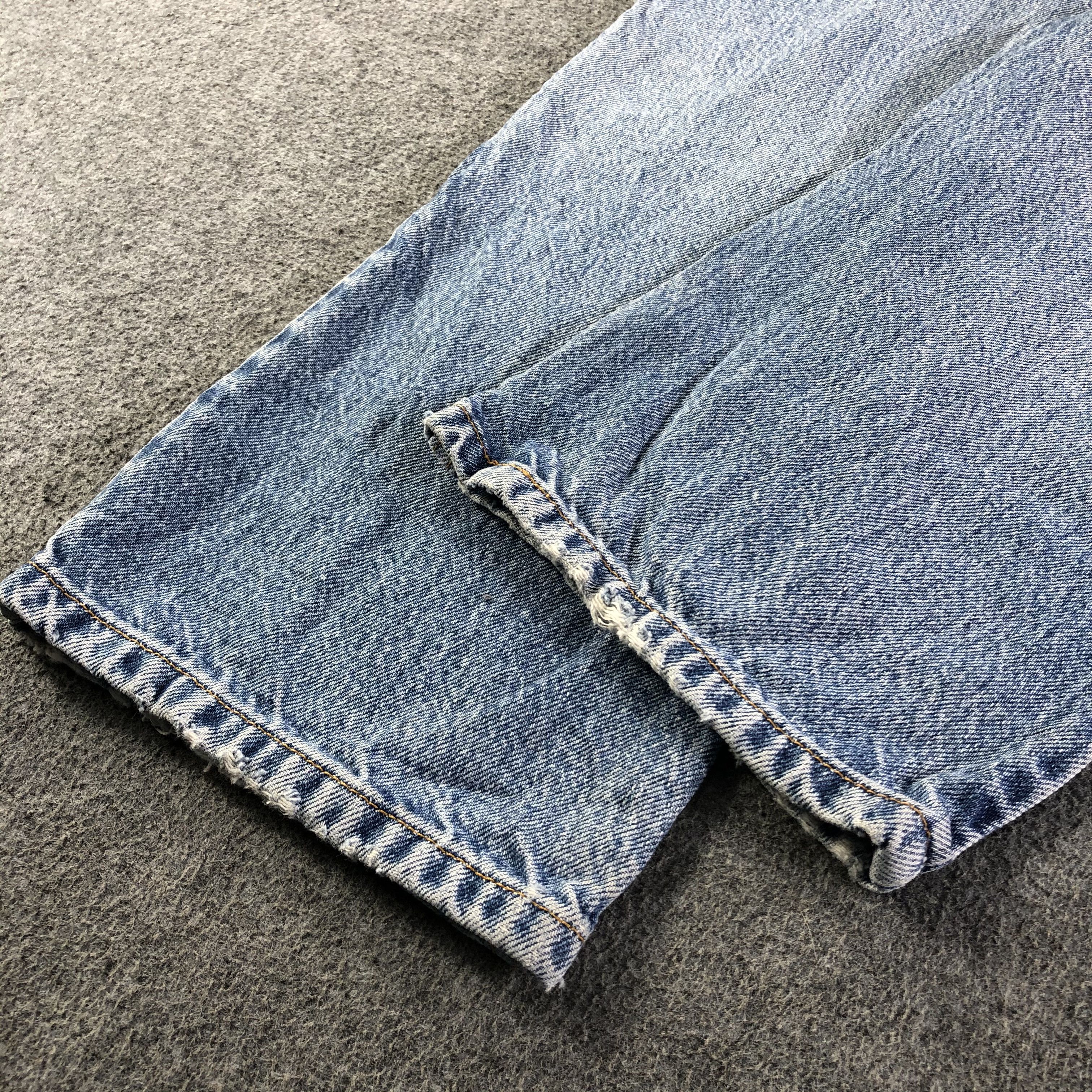 Levi's Vintage Light Wash Levis 505 Jeans-J4117 Size US 33 - 6 Thumbnail
