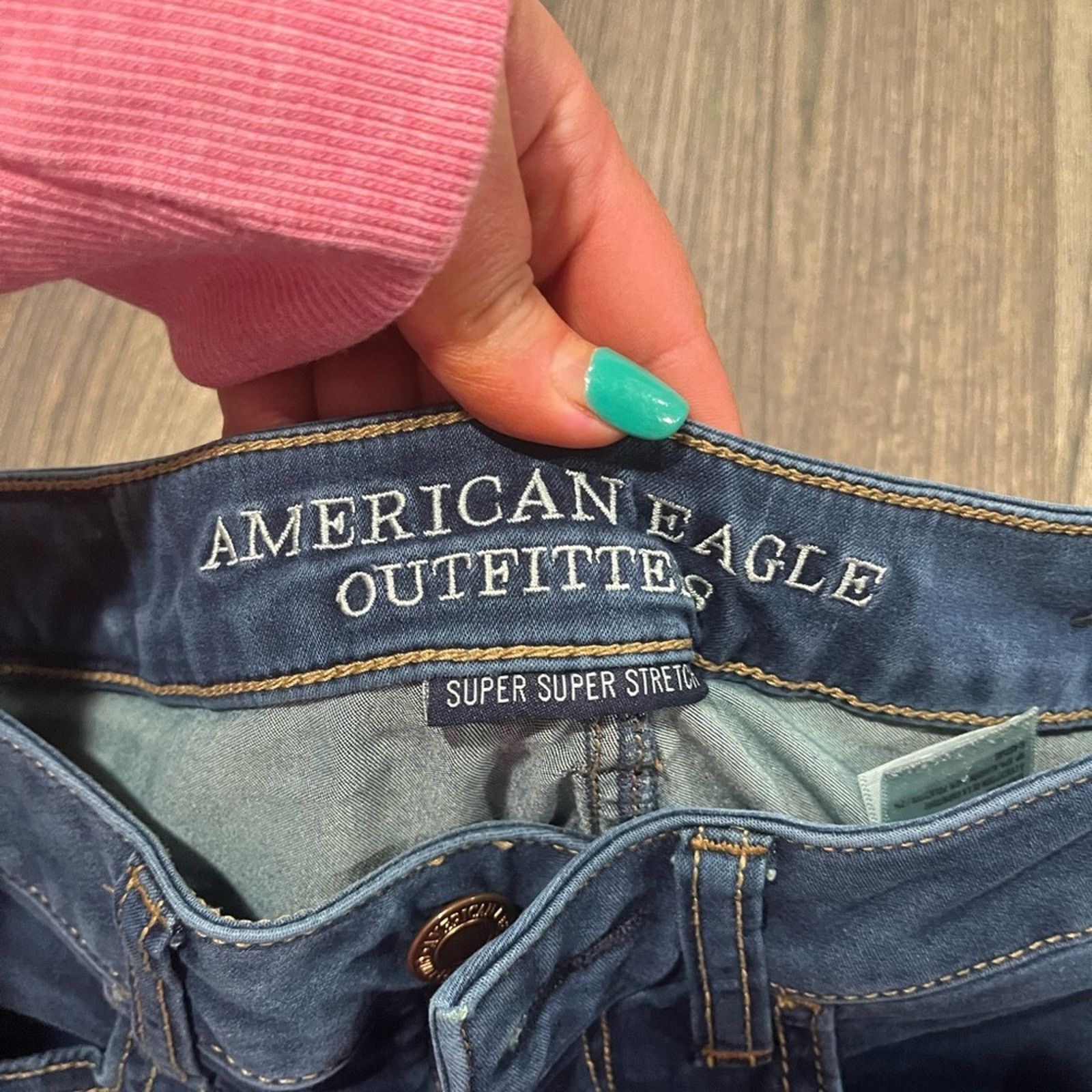 American Eagle Outfitters American Eagle Jeans Skinny Super Super Stretch Medium Wash Size 26" / US 2 / IT 38 - 8 Thumbnail