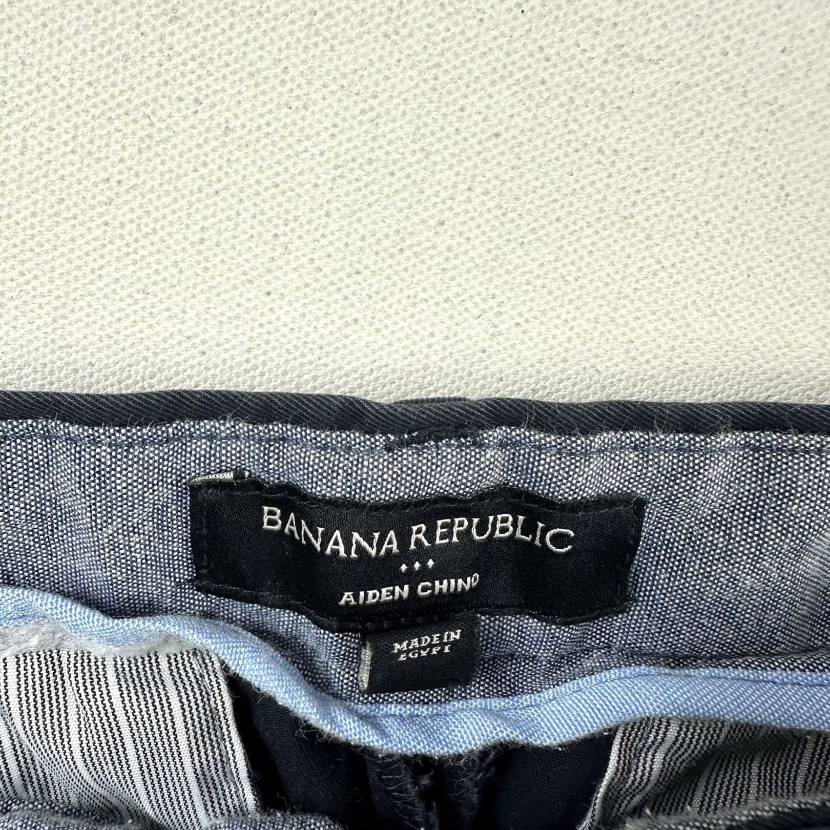 Banana Republic Banana Republic Aiden Chino Pants Navy Blue Men’s 31x32 Men Pants Navy Blue 31 32 Chino Banana Republic Aiden Size US 31 - 8 Thumbnail