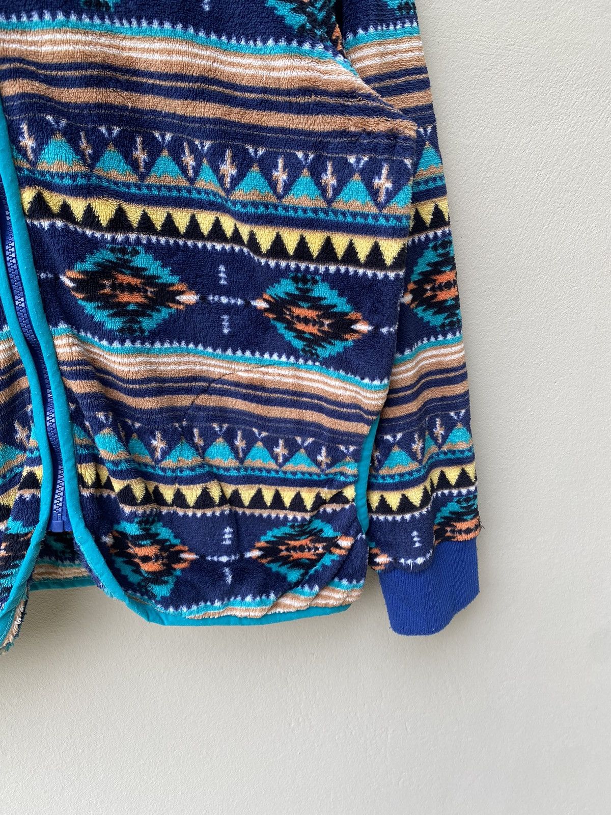 Native RARE VINTAGE TITICACA STYLE NAVACO DESIGN FLEECE JACKET Size US M / EU 48-50 / 2 - 7 Thumbnail