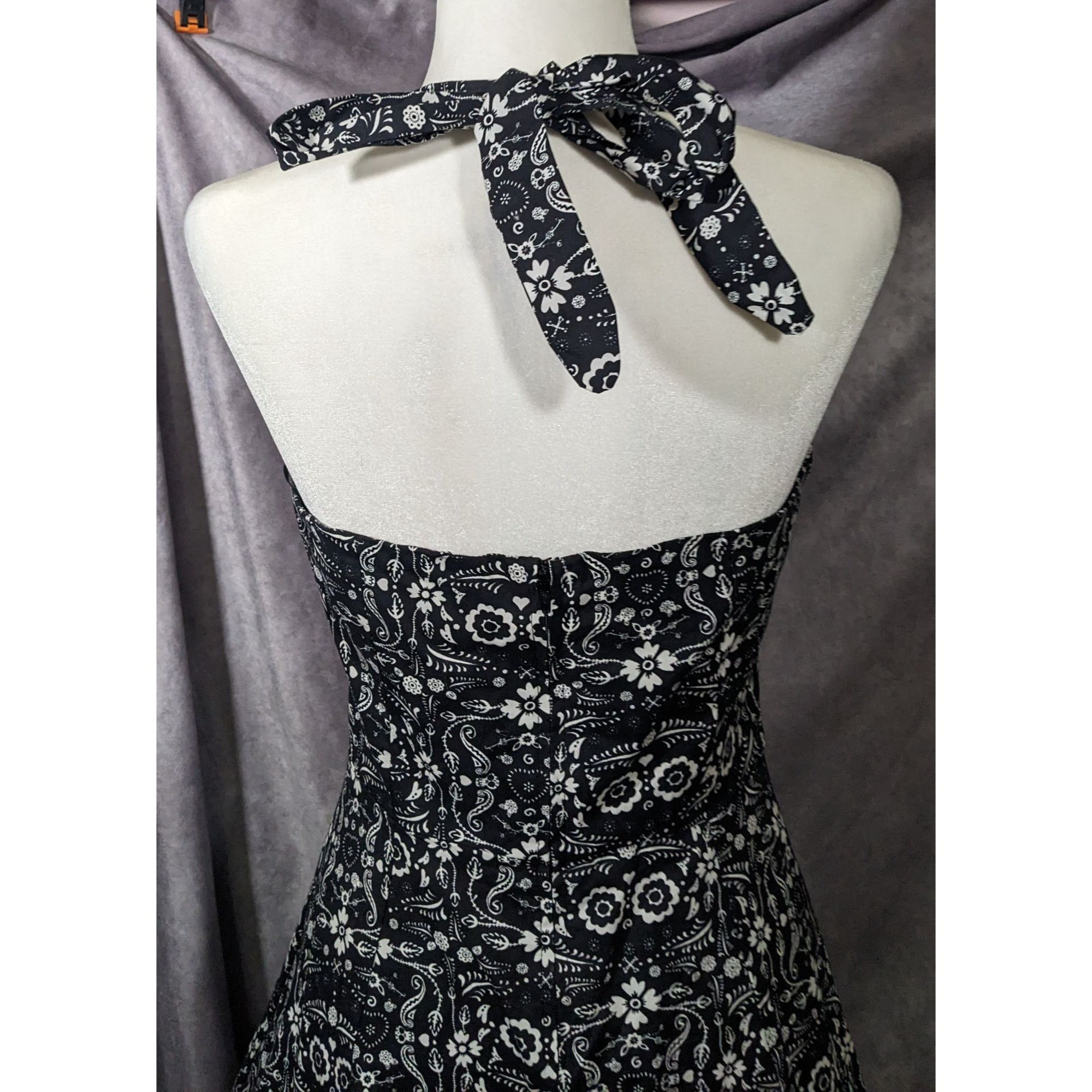 Other Hot Topic Book Of Life Black Floral Skeleton Halter Dress Si Size L / US 10 / IT 46 - 13 Thumbnail