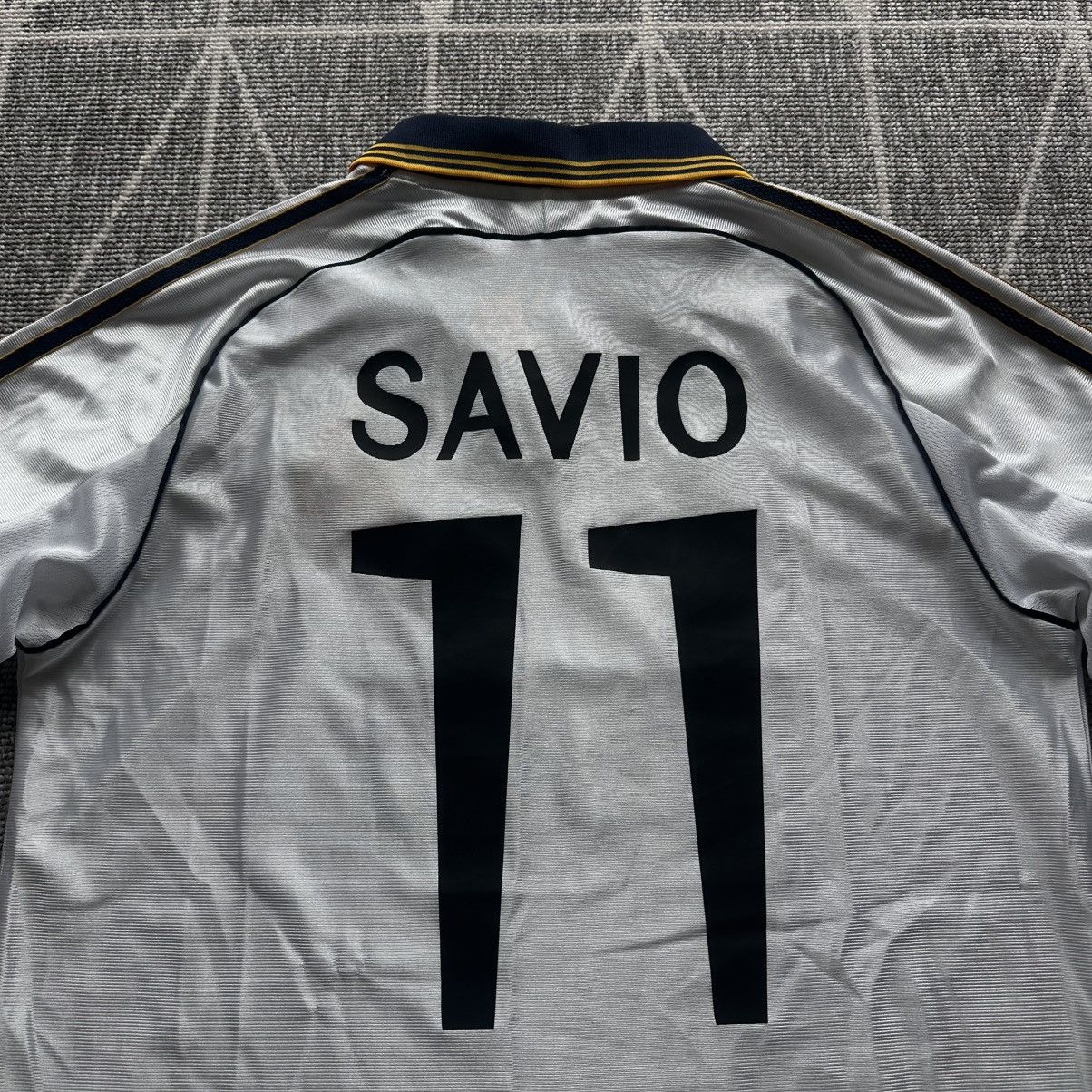 Adidas × Vintage vintage adidas real madryt savio jersey Size US L / EU 52-54 / 3 - 11 Thumbnail