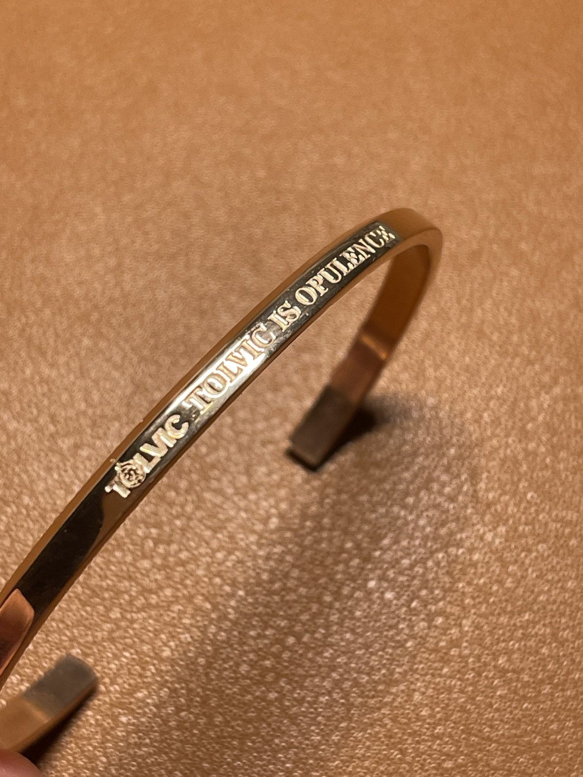 Other Rose Gold metal unisex cuff bracelet Size ONE SIZE - 1 Thumbnail